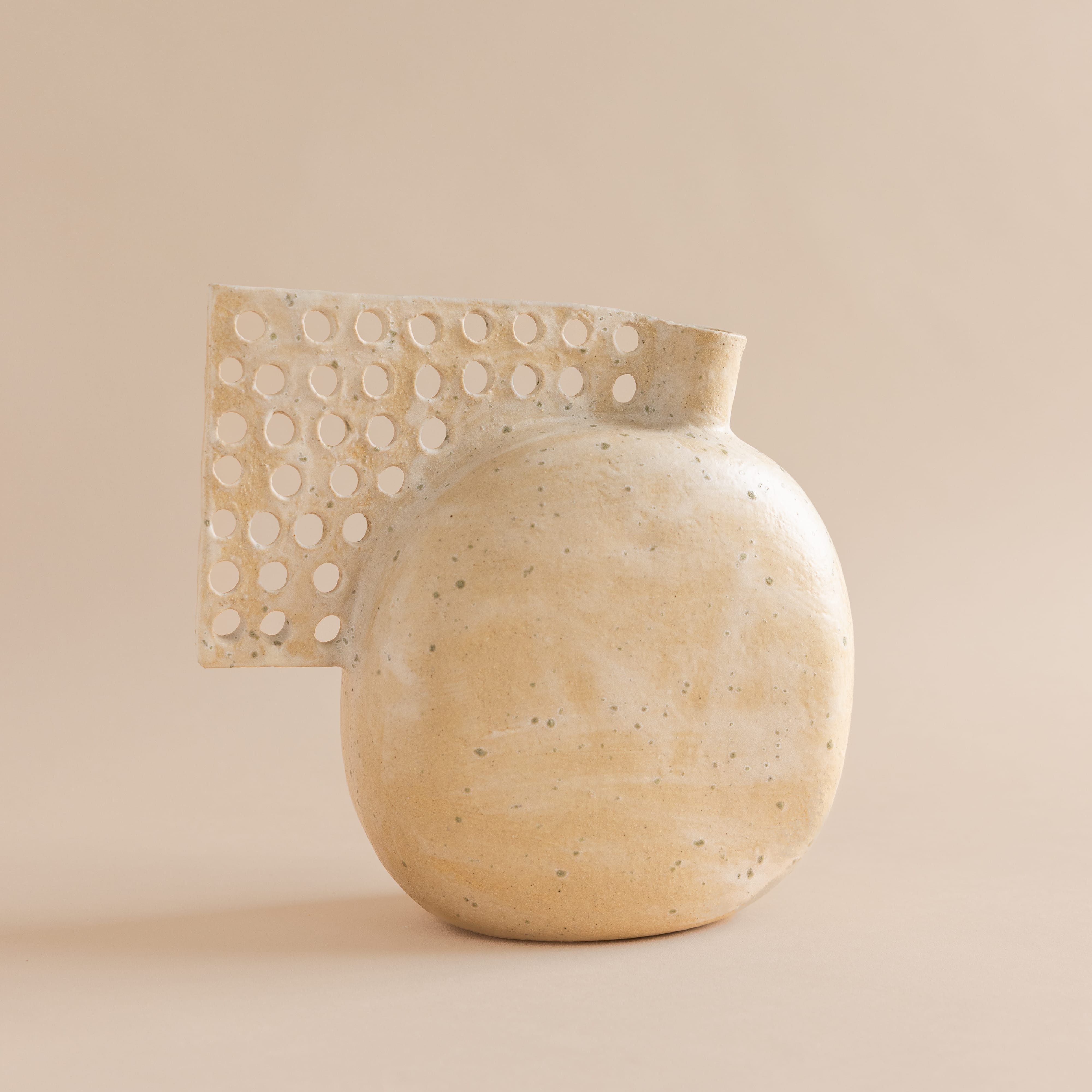 Honey Vase XII by Heyja Do
