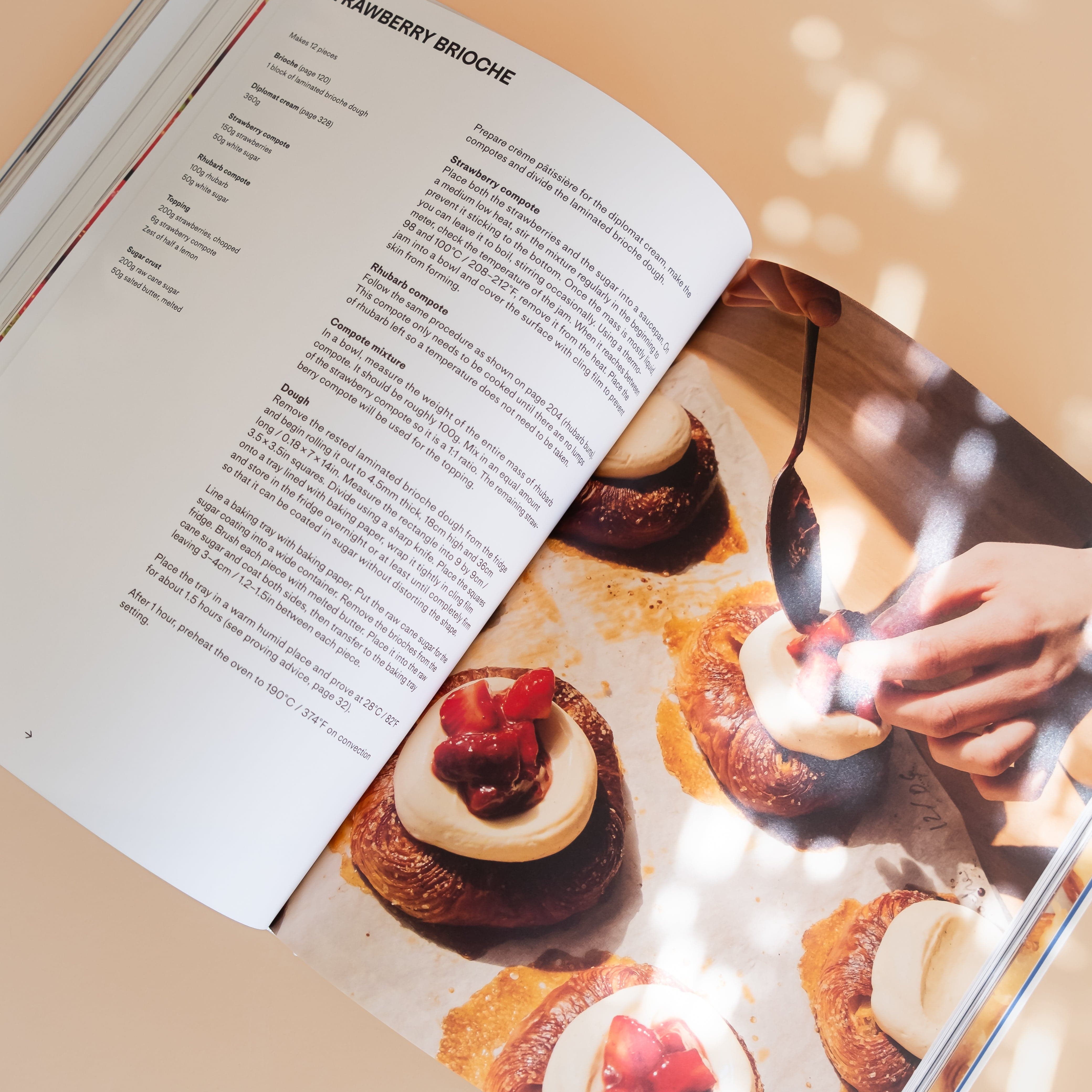 Artbook DAP Food Juno the Bakery