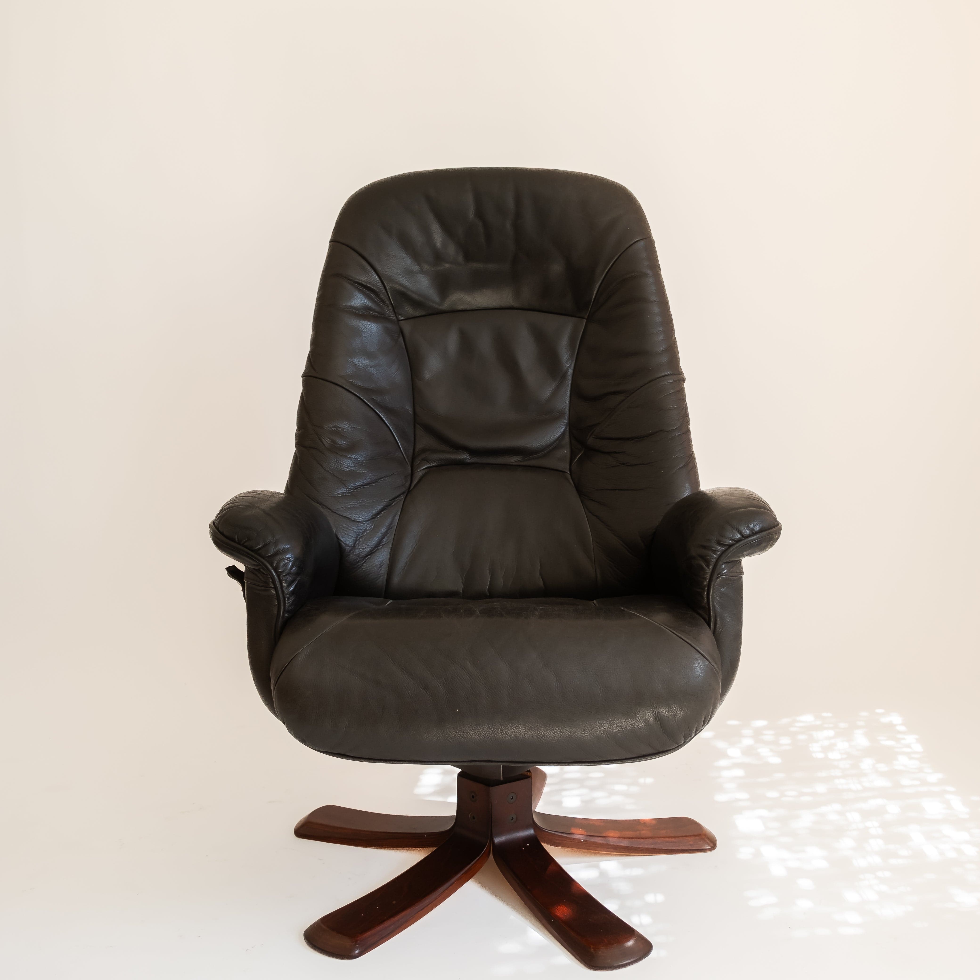 +COOP Vintage Seating Pair of 1970s Leather Swivel Chairs with Ottomans