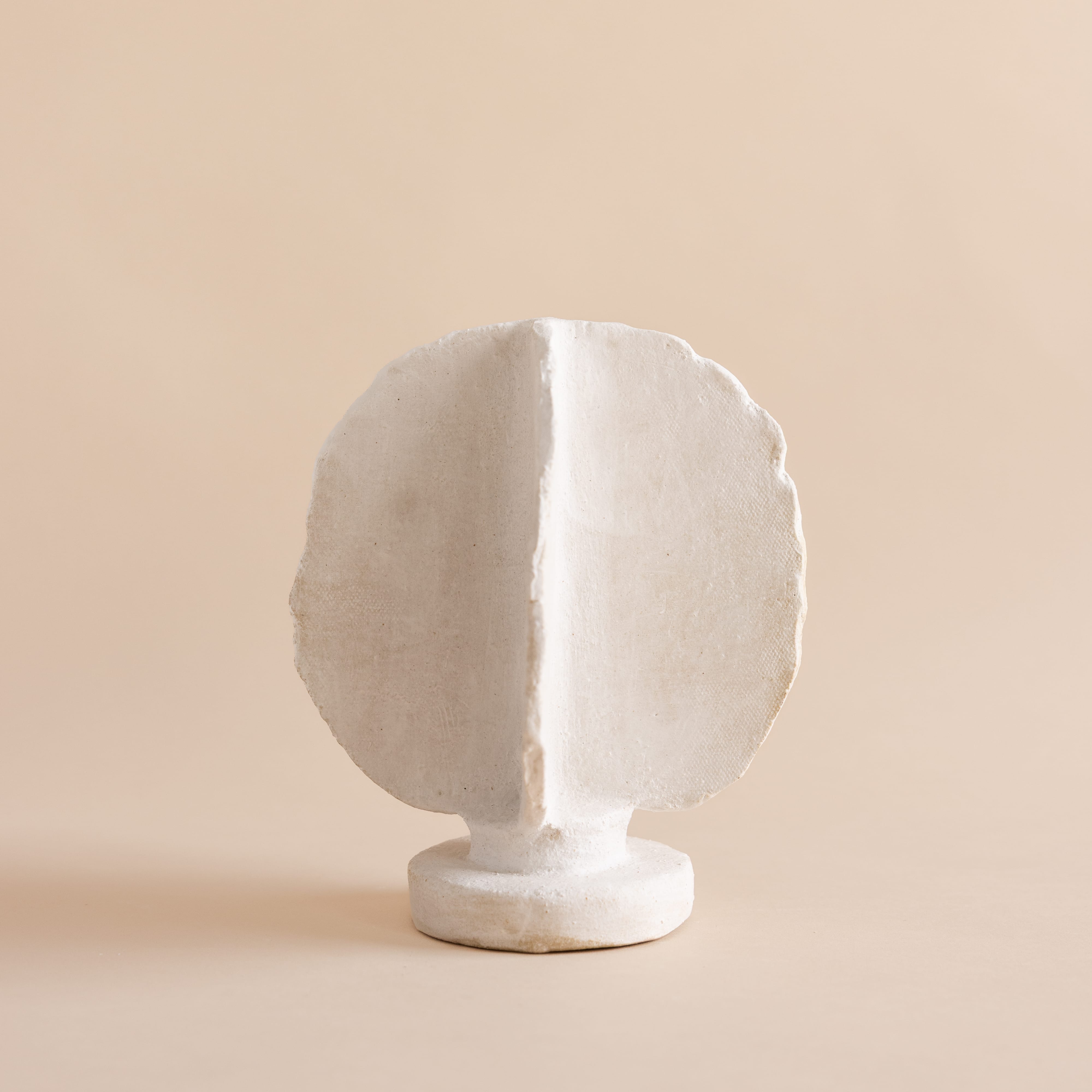 Heyja Do Sculptures Blanc Sculpture by Heyja Do