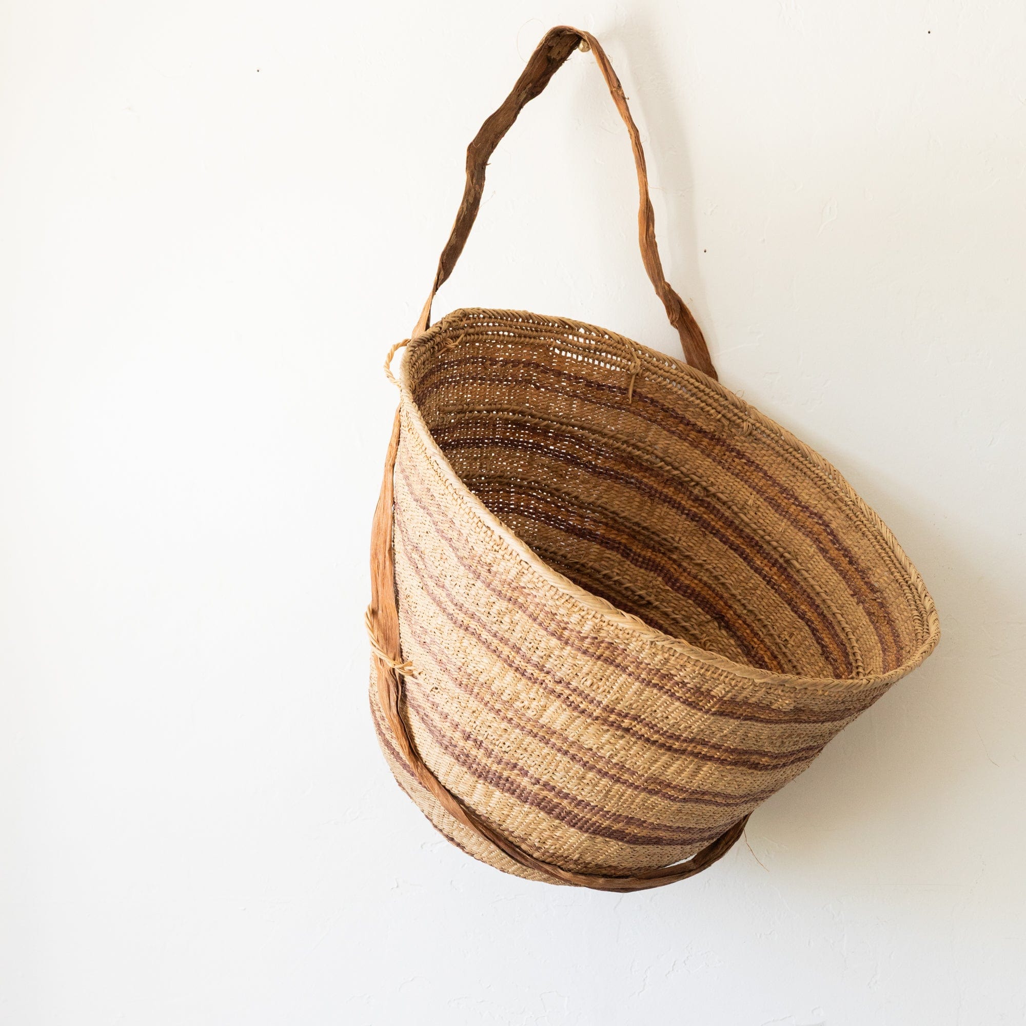 INCAUSA Baskets Wii Basket With Yanomami Painting