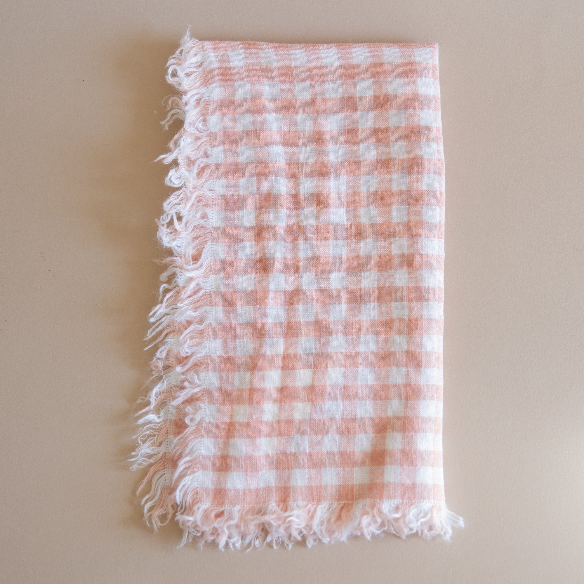 Linge Particulier Napkins Peach Gingham Linen Fringed Napkins