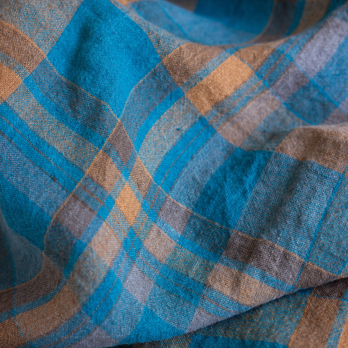 Linge Particulier Tablecloths Large - 63" x 118" / Peacock Tartan French Linen Tablecloth