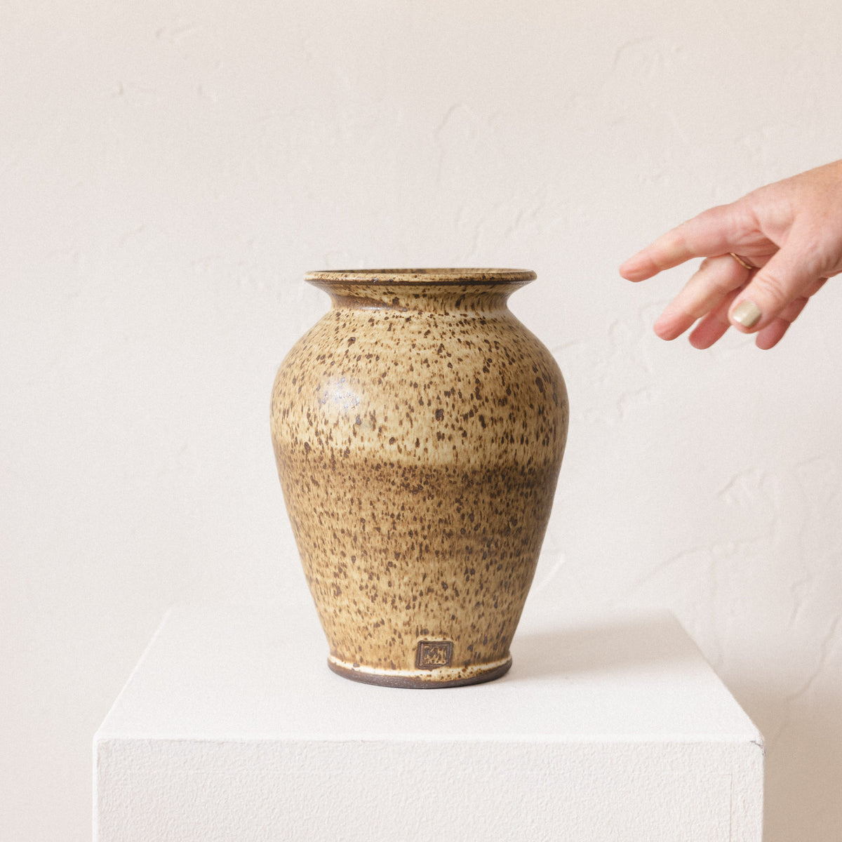 MH Ceramics Statement Piece Speckle Bordeaux Vase