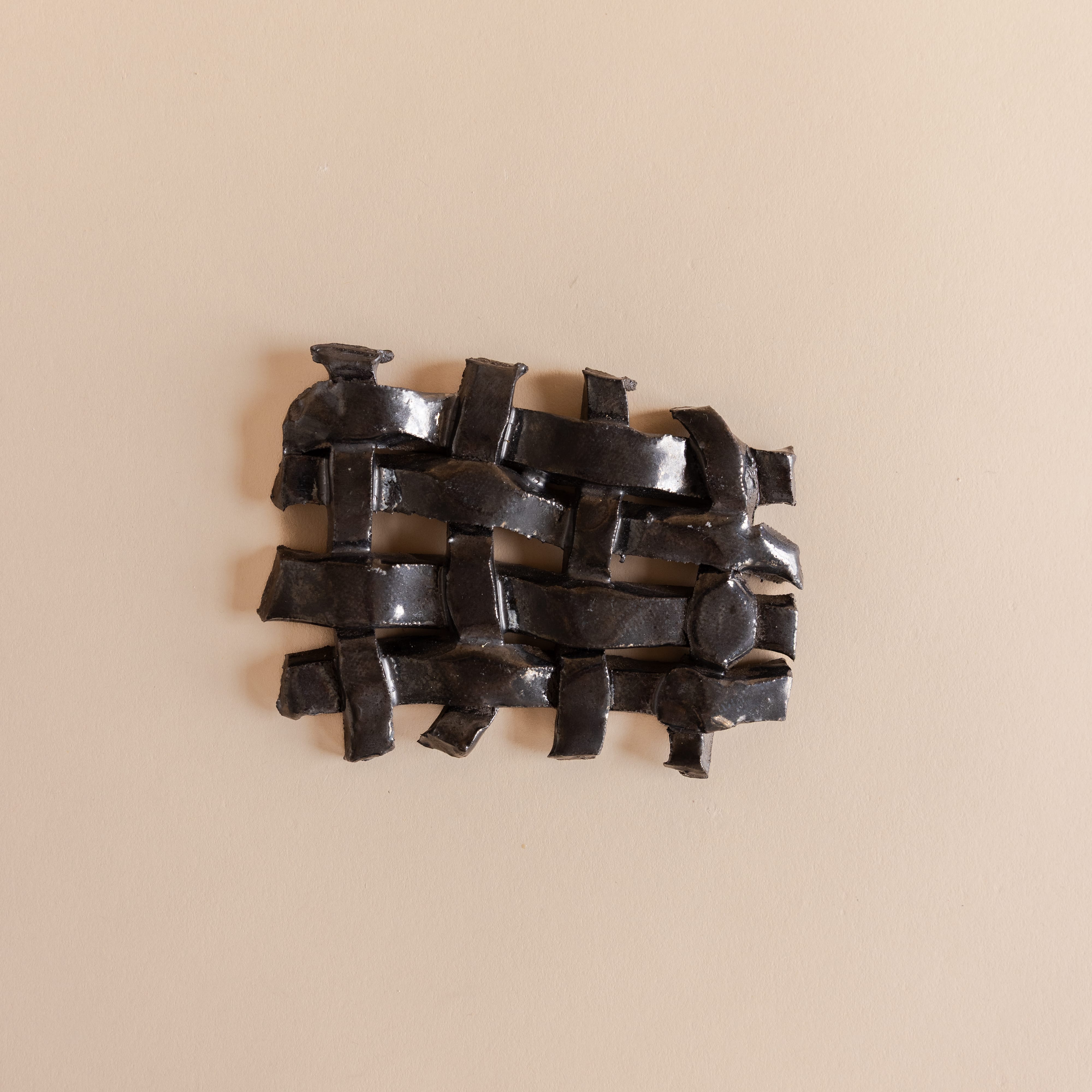 Mondays Bath Accessories Black Braided Ceramic Soap Dish