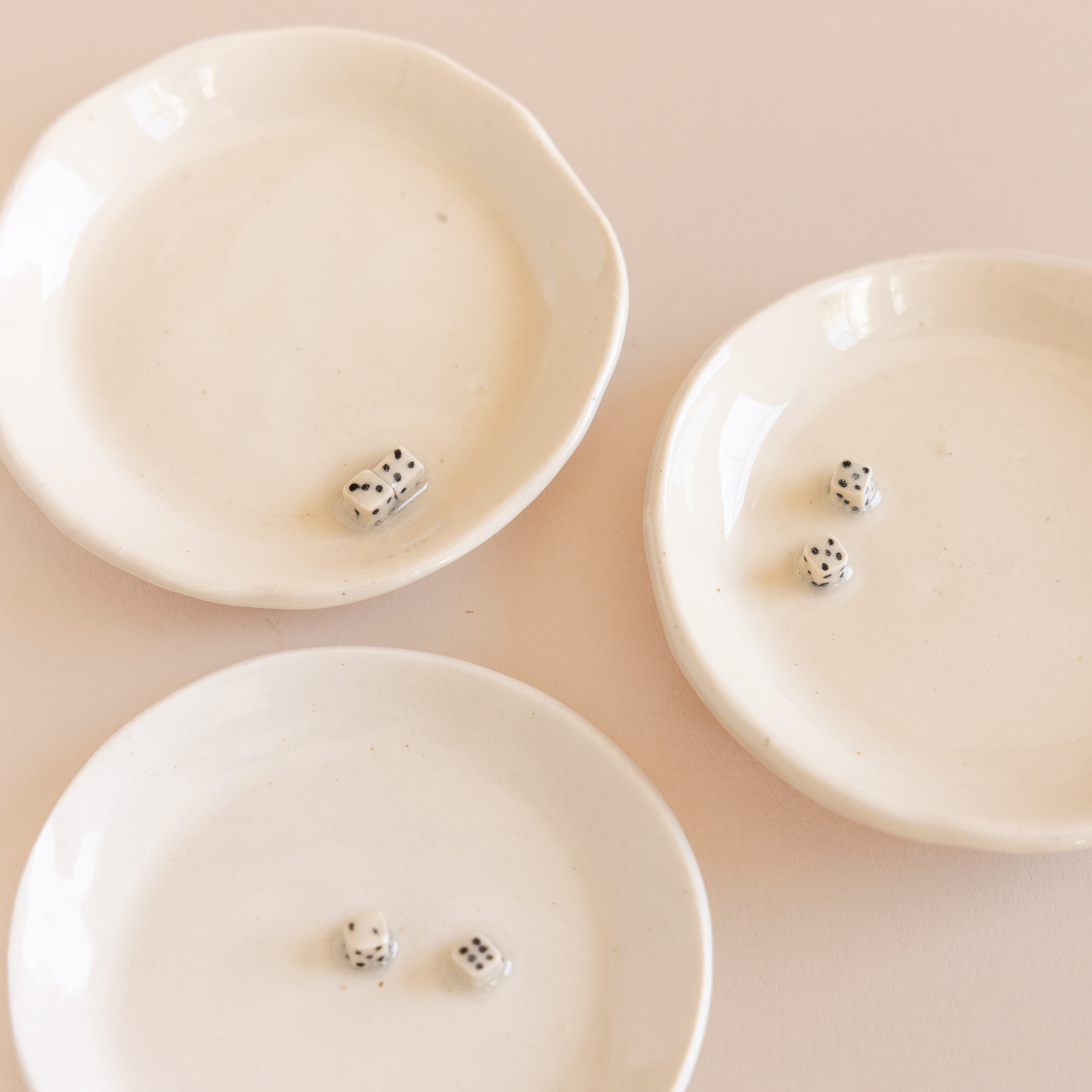 Pot Lady Objects Ceramic Dice Dish
