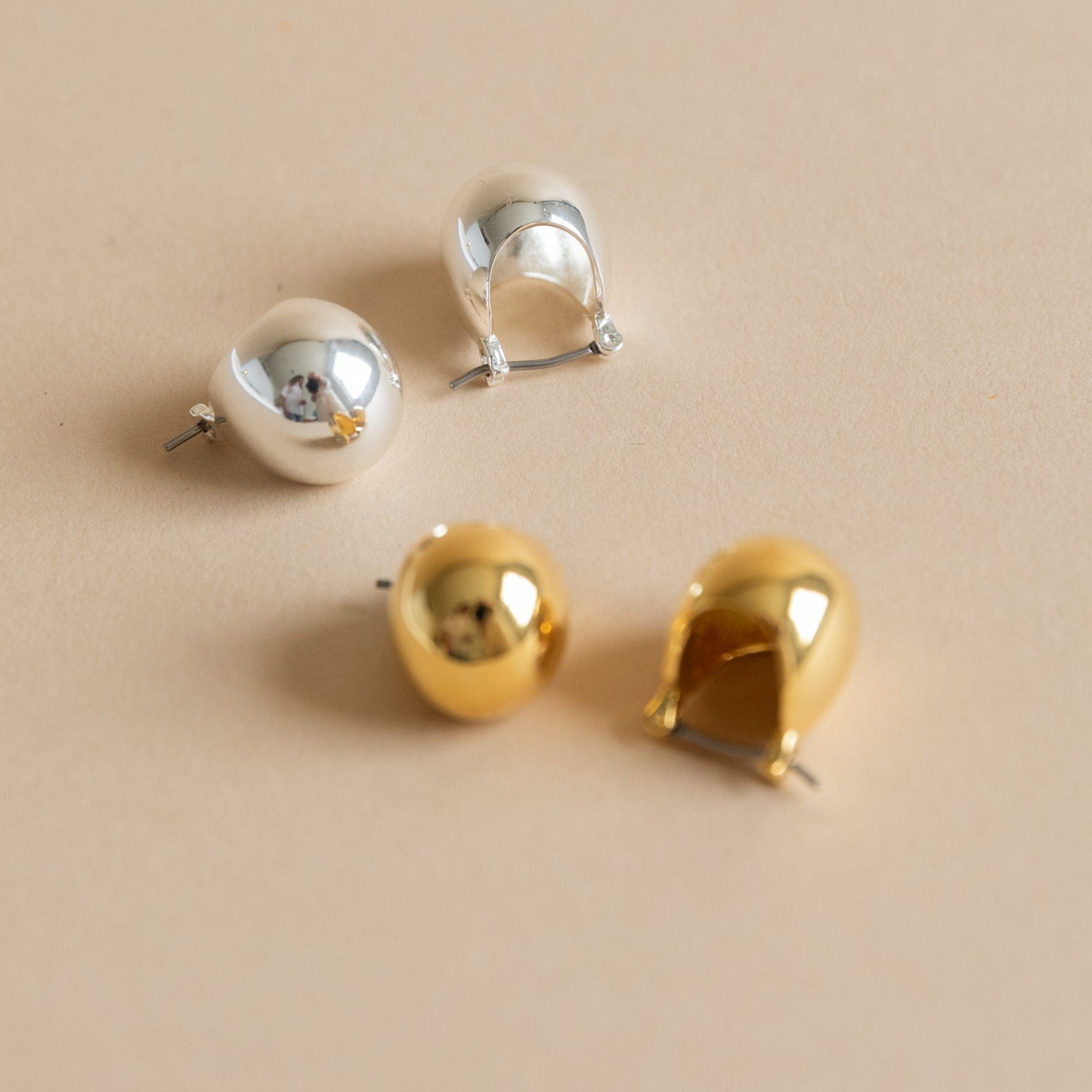 Rachel Comey Earrings Keel Hoop in Gold by Rachel Comey