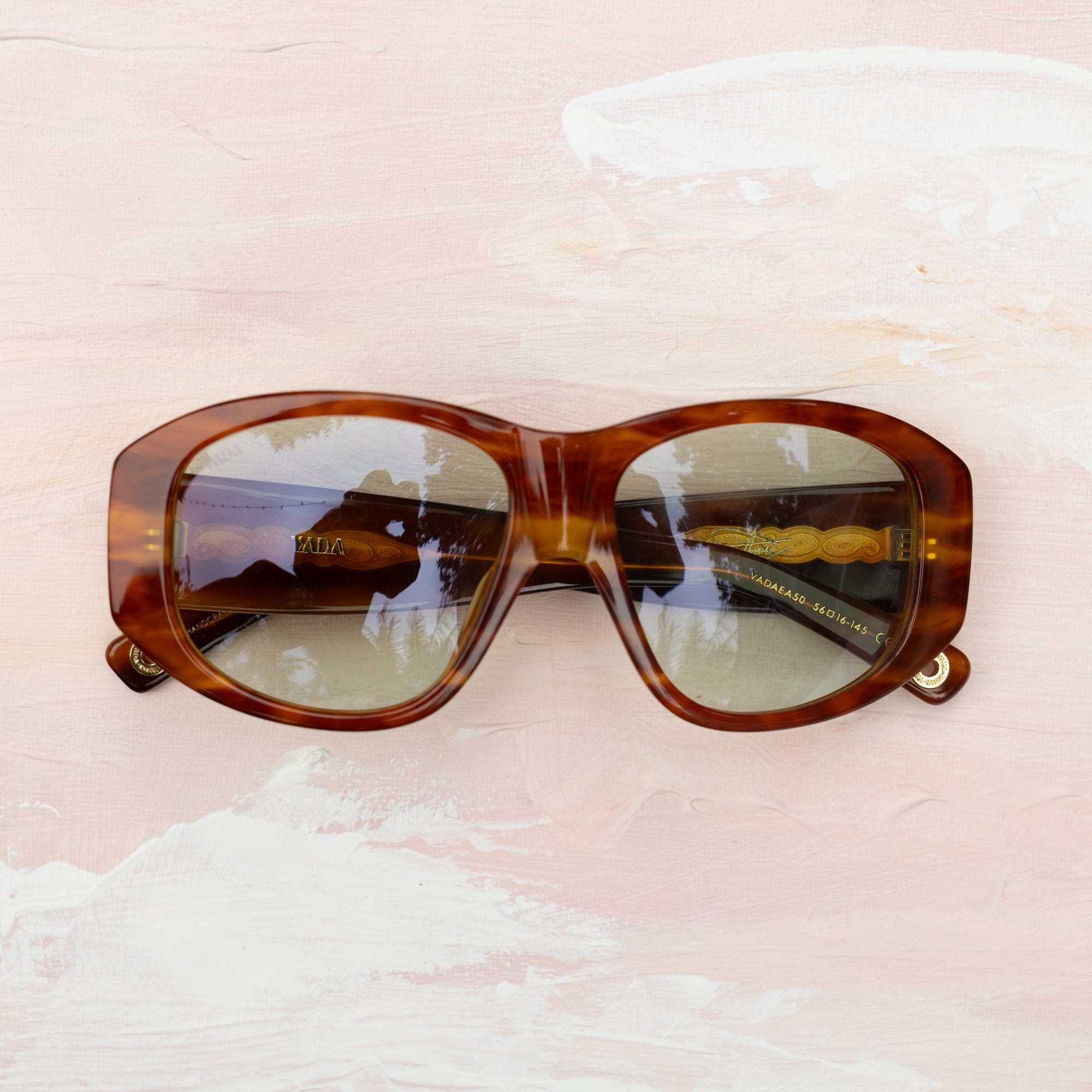 VADA Eyewear Eartha Sunglasses by VADA