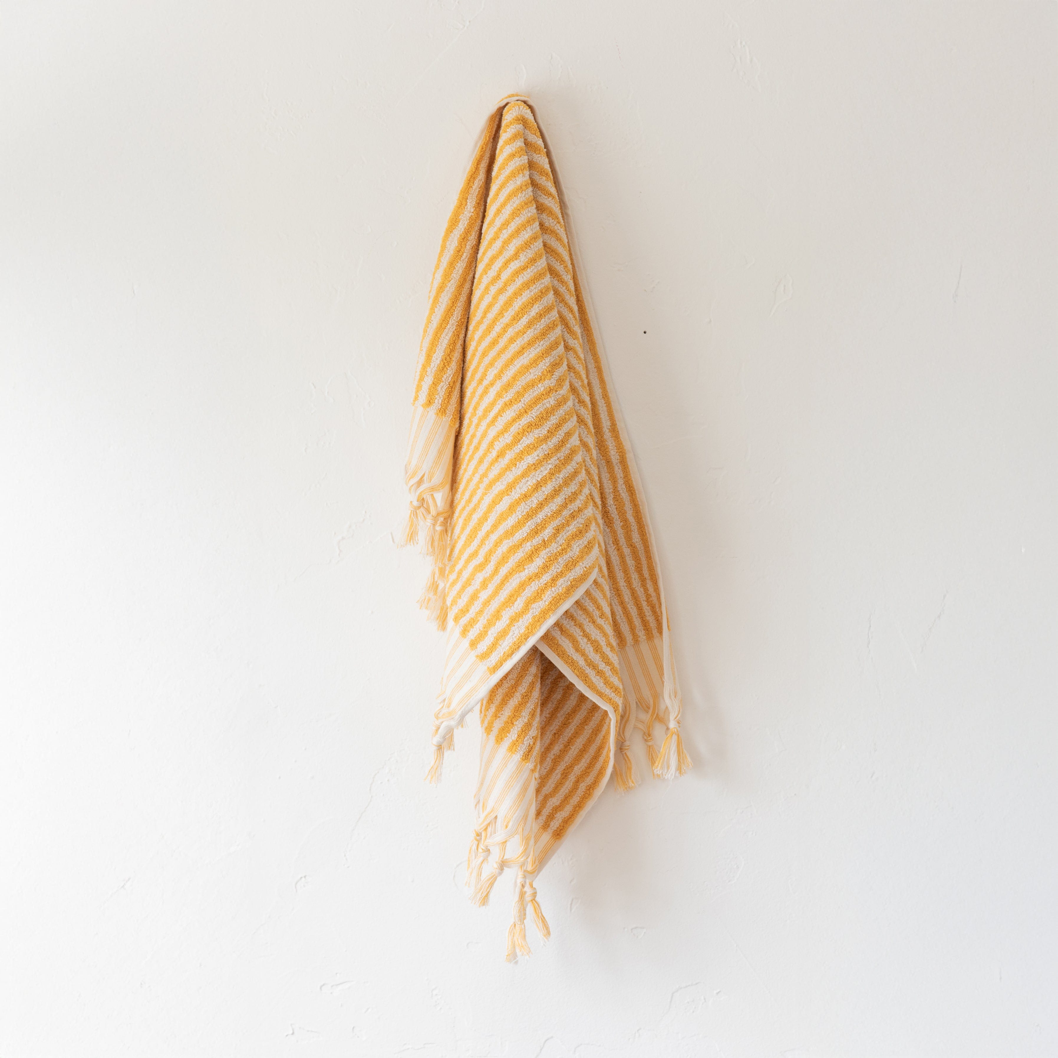 YURTLUS Bath Towels Hand Towel / Yellow Turkish Bath Collection in Stripes