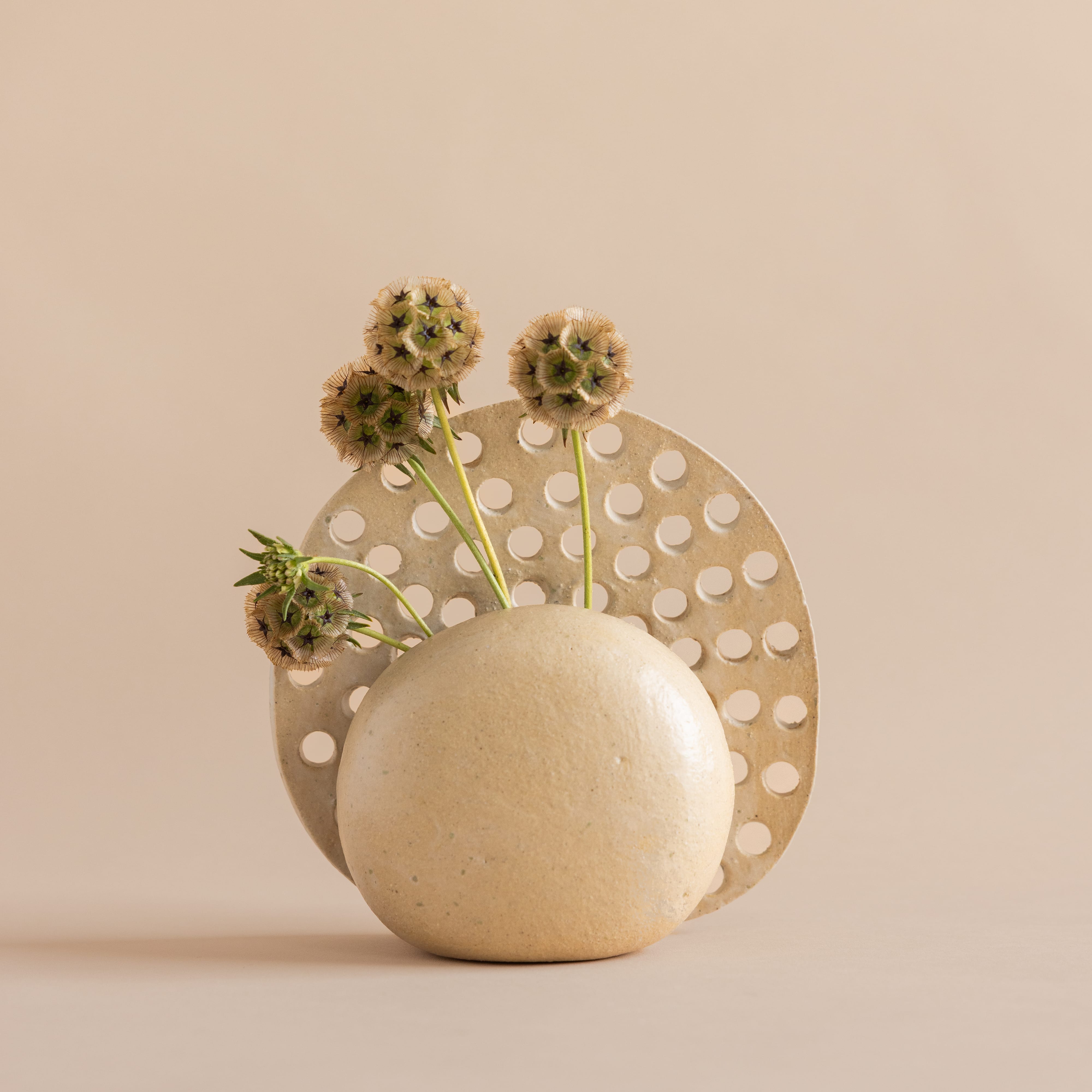 Honey Vase X by Heyja Do