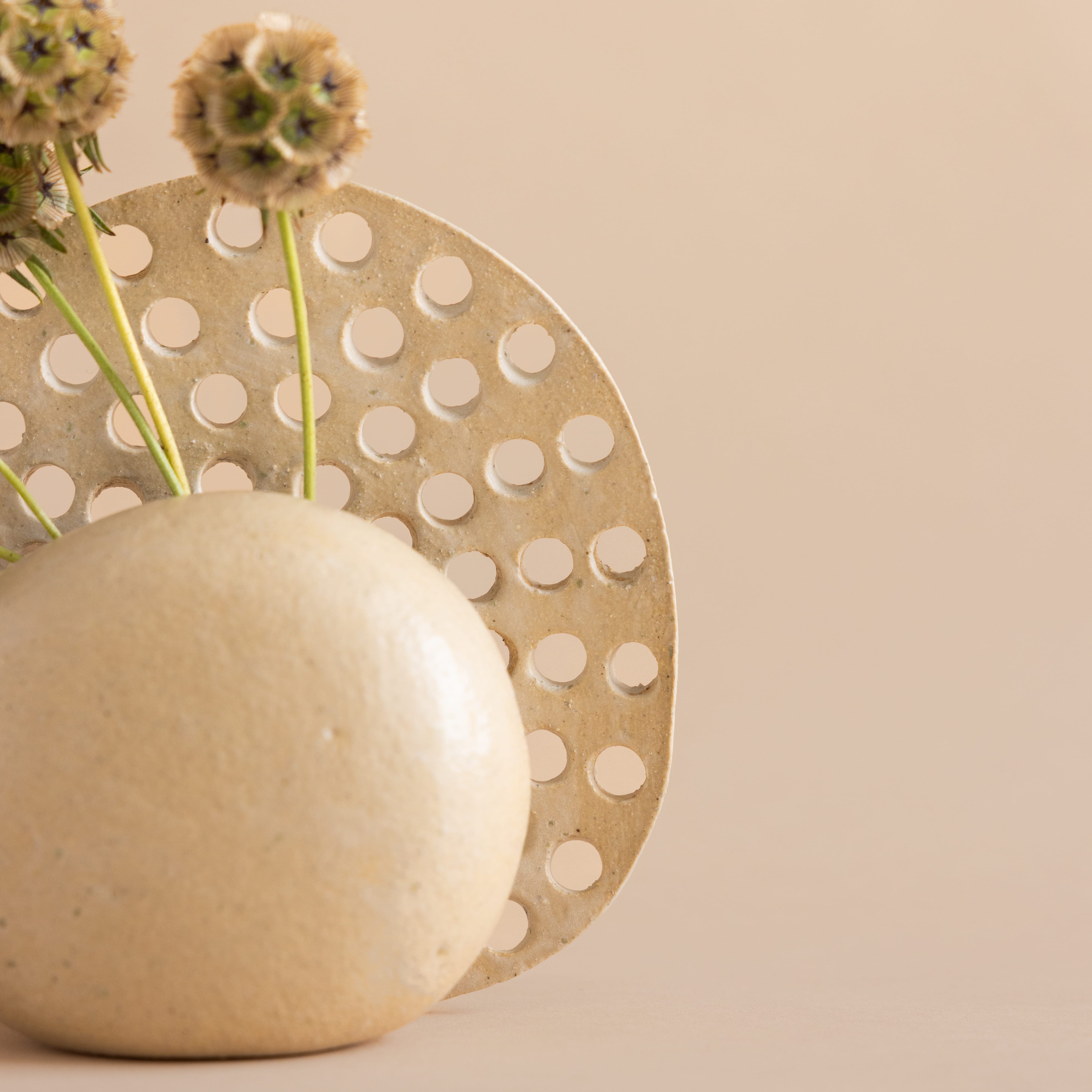 Honey Vase X by Heyja Do