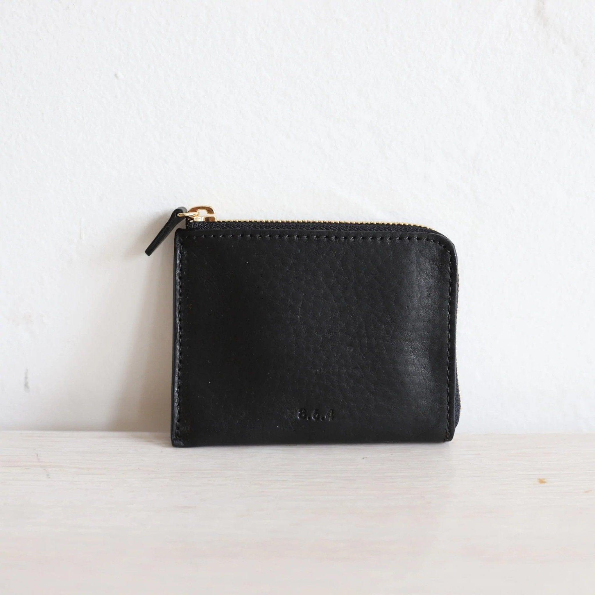 8.6.4 Wallets Black Short Leather Wallet