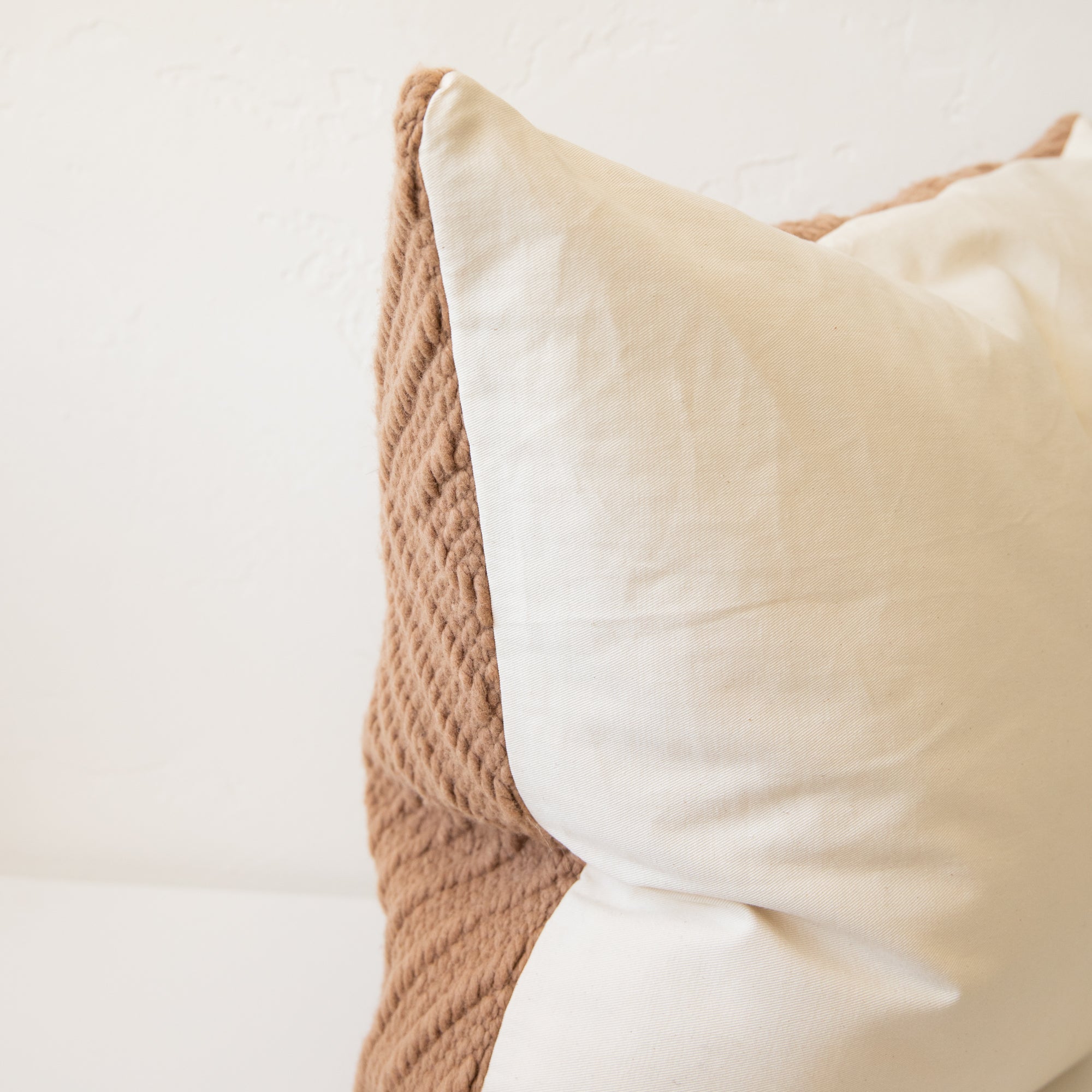 Tierra Pillow in Clay