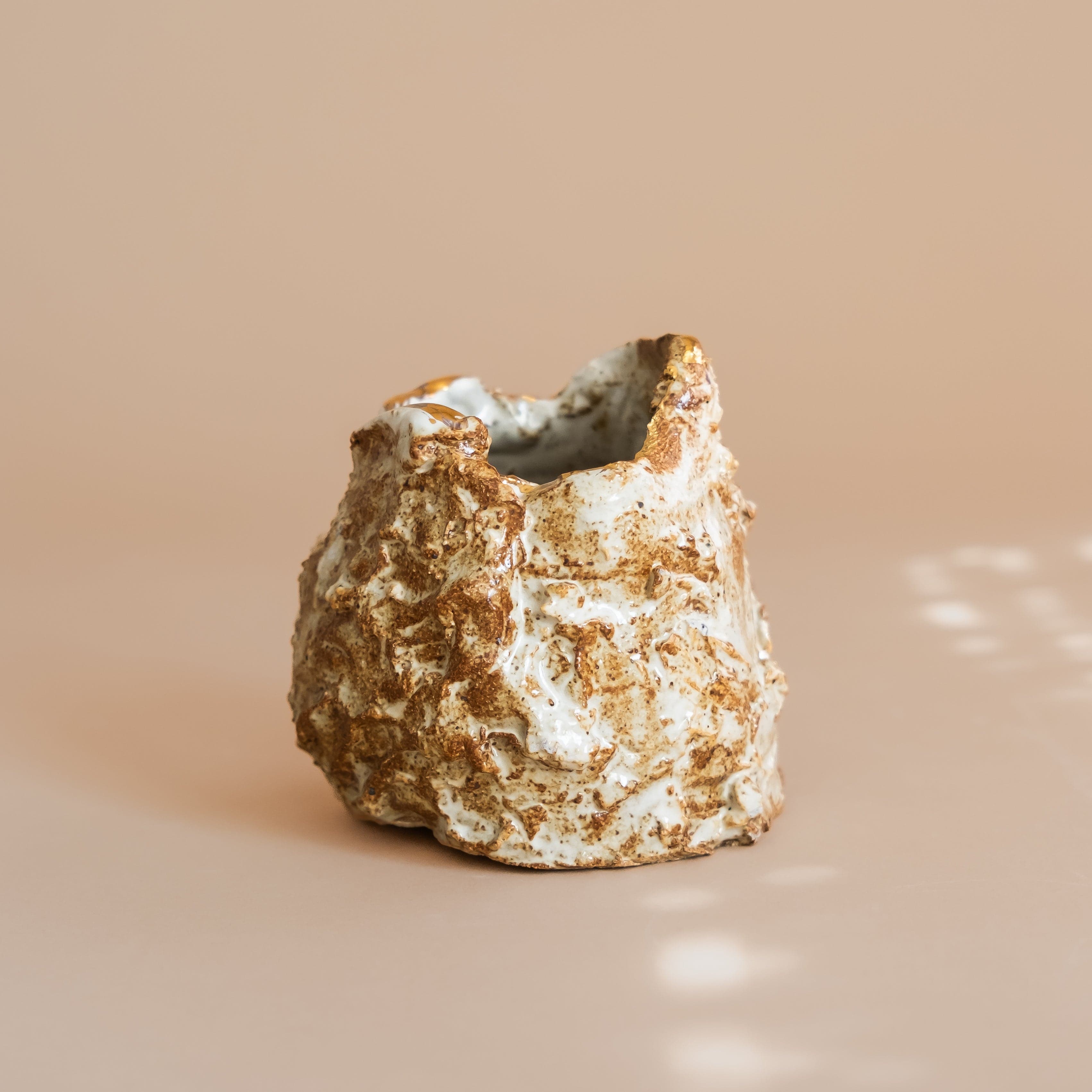 Abra Edelman Objects 004 Vessel with Gold Rim by Abra Edelman