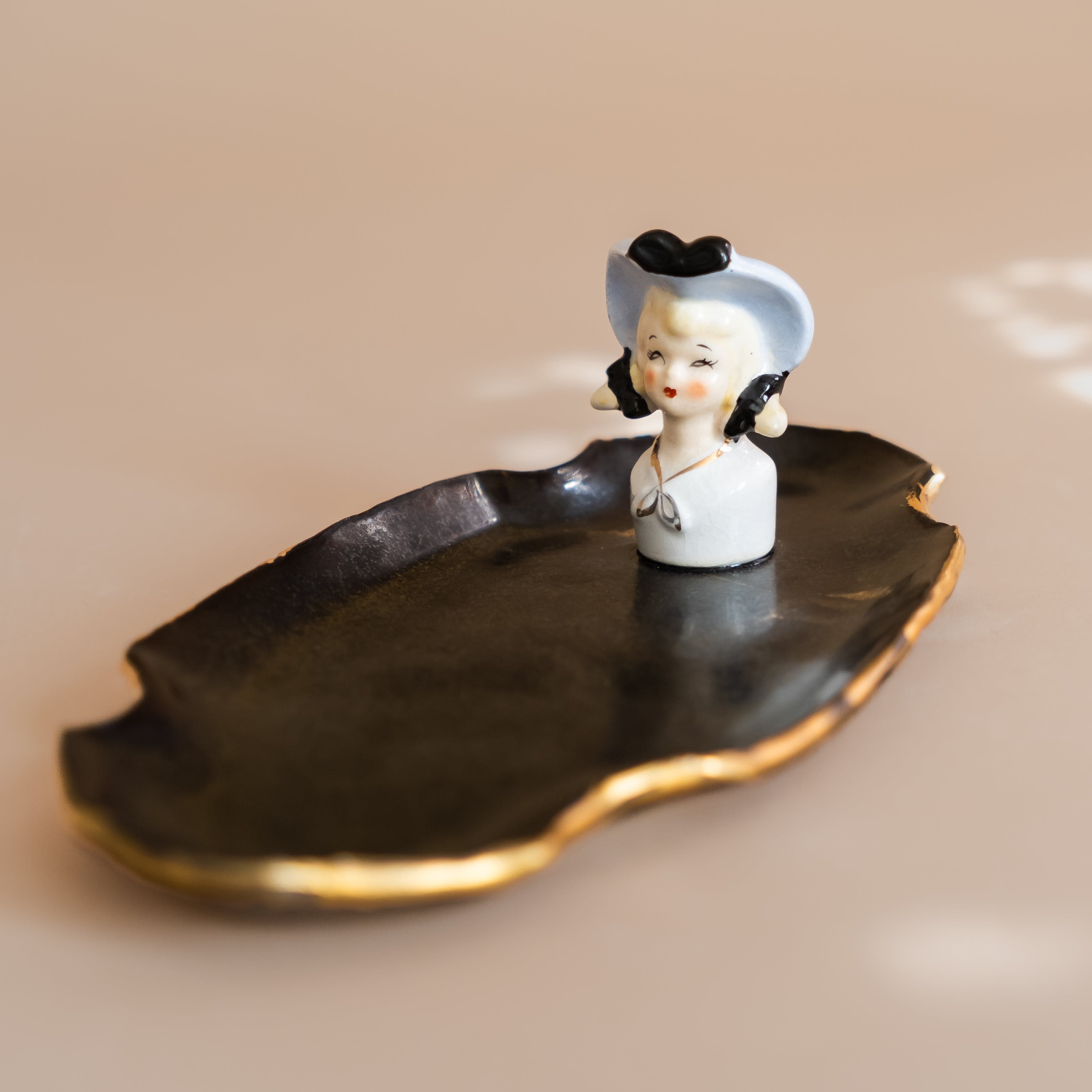 Abra Edelman Trays + Catchalls 002 Figurine Dishes by Abra Edelman
