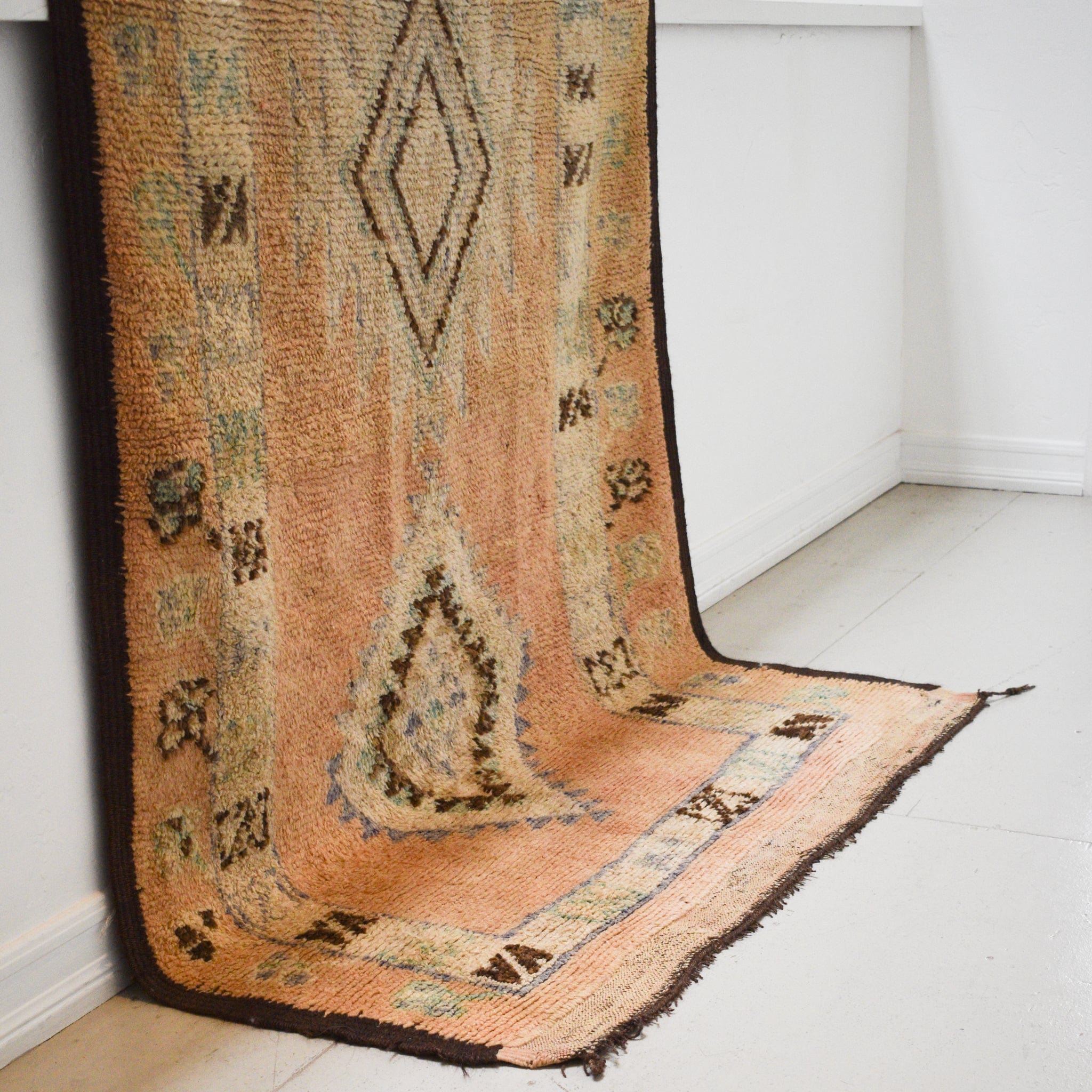 Amoura Vintage Moroccan Rug - +COOP