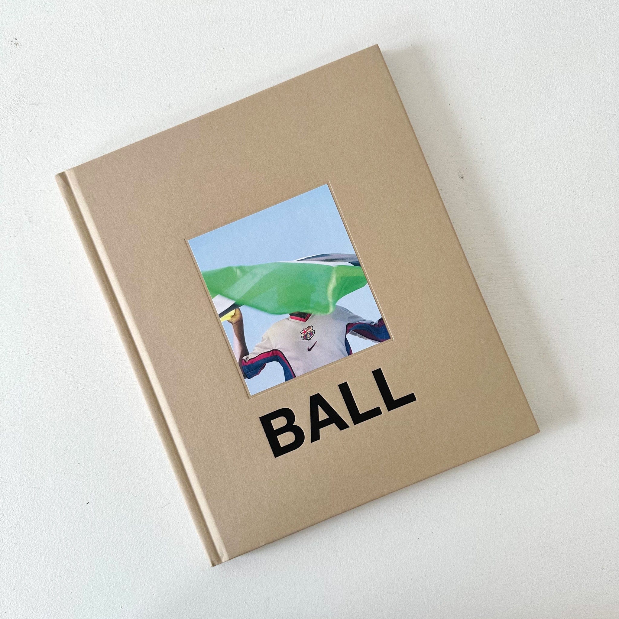 Antenne Books Lifestyle BALL by Simon Heger Knudsen