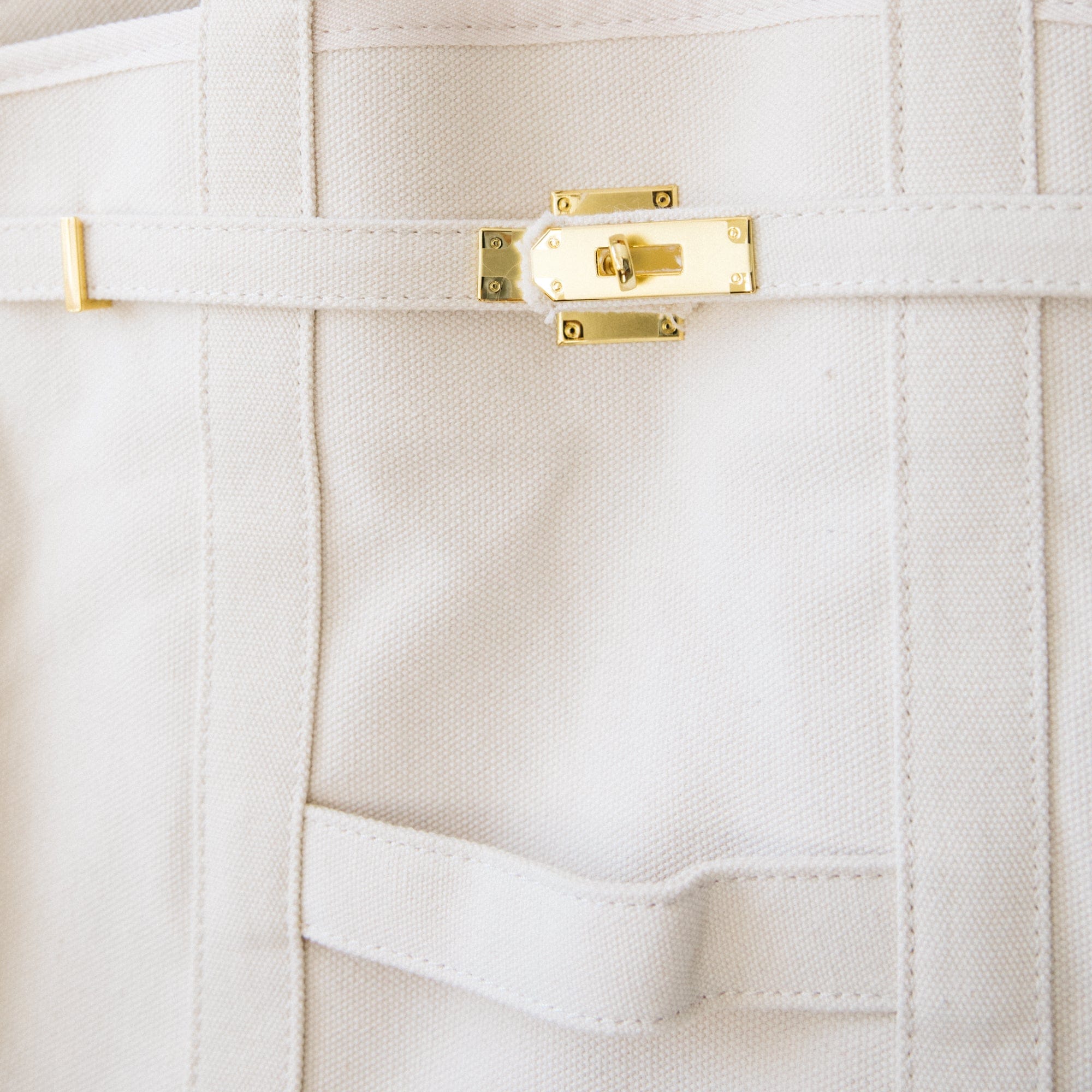 Arovya Bags The Canvas "It Bag"