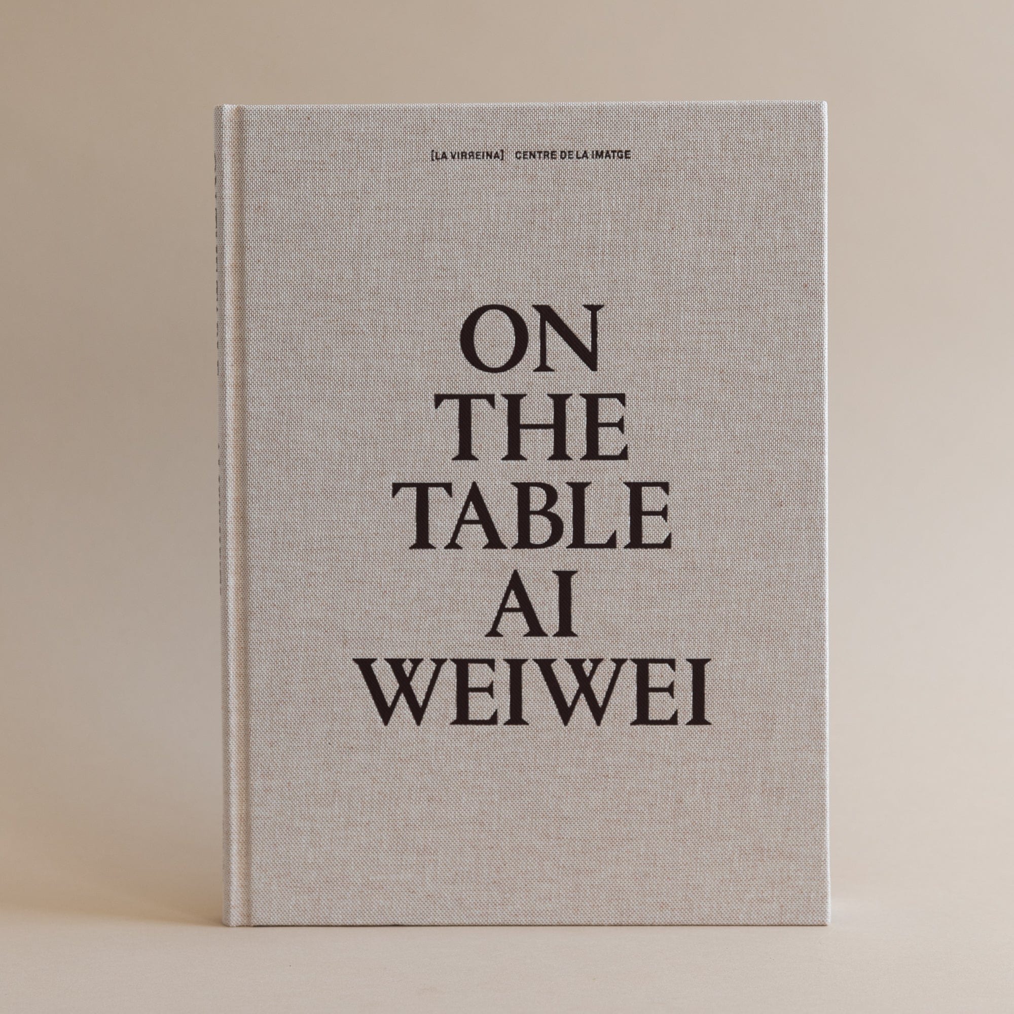 Artbook DAP Art Ai Weiwei: On the Table