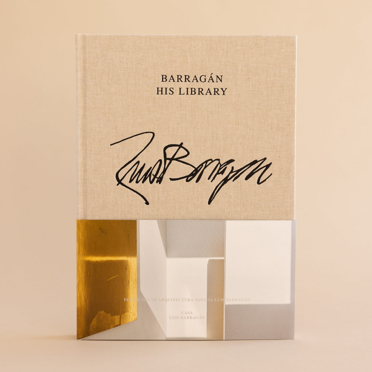 Artbook DAP Art Luis Barragán: His Library