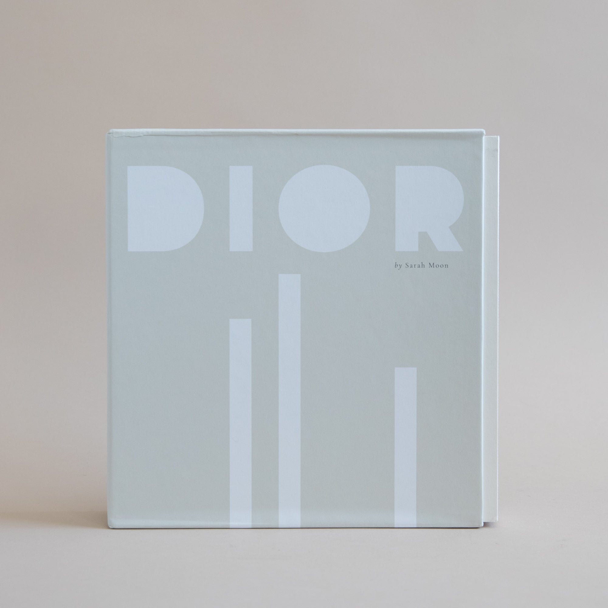 Artbook DAP Design Dior by Sarah Moon