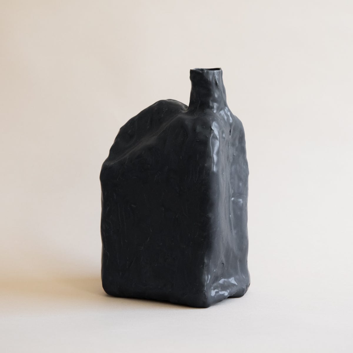 Atelier Lips Statement Piece Jug Vase in Black