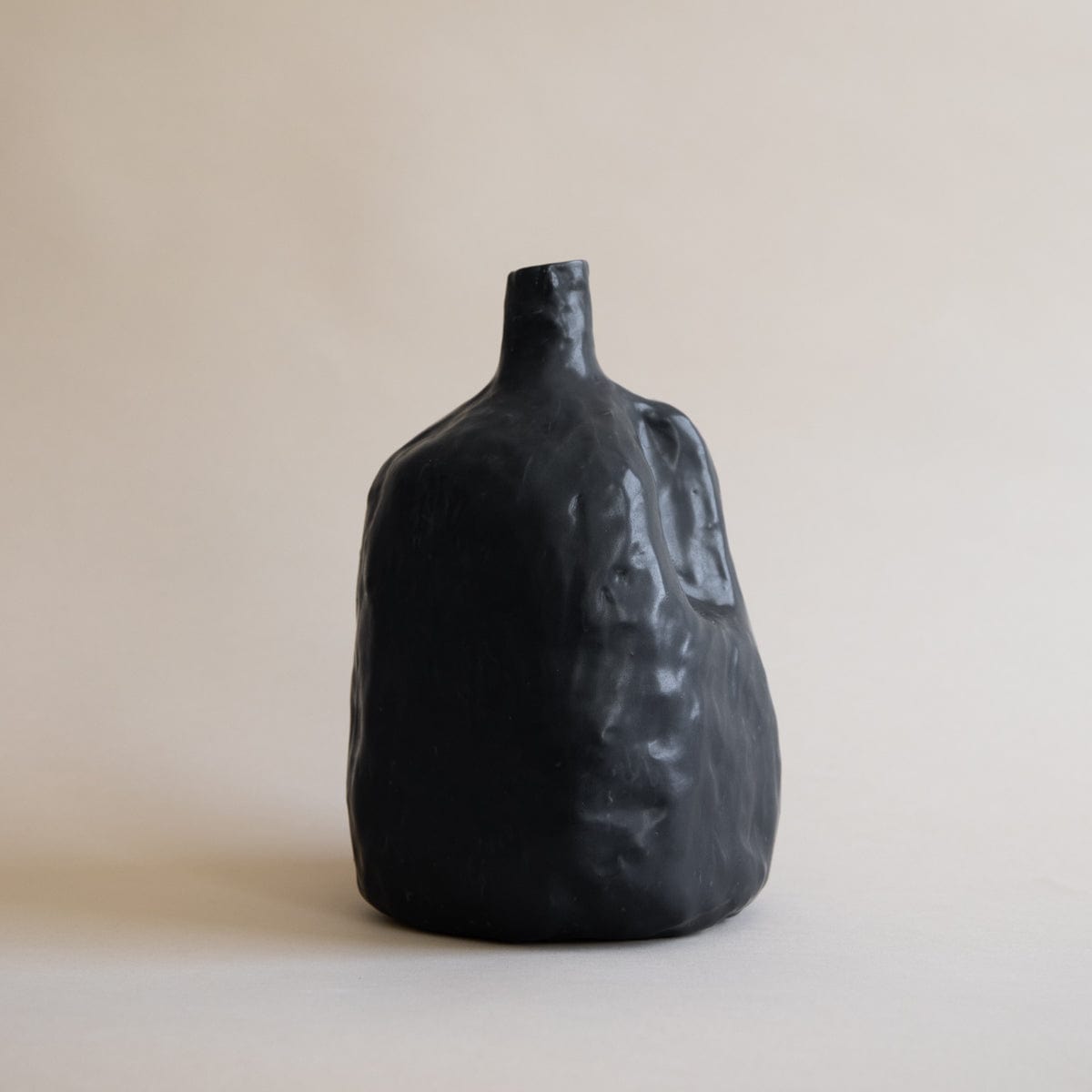 Atelier Lips Statement Piece Small Jug Vase in Black