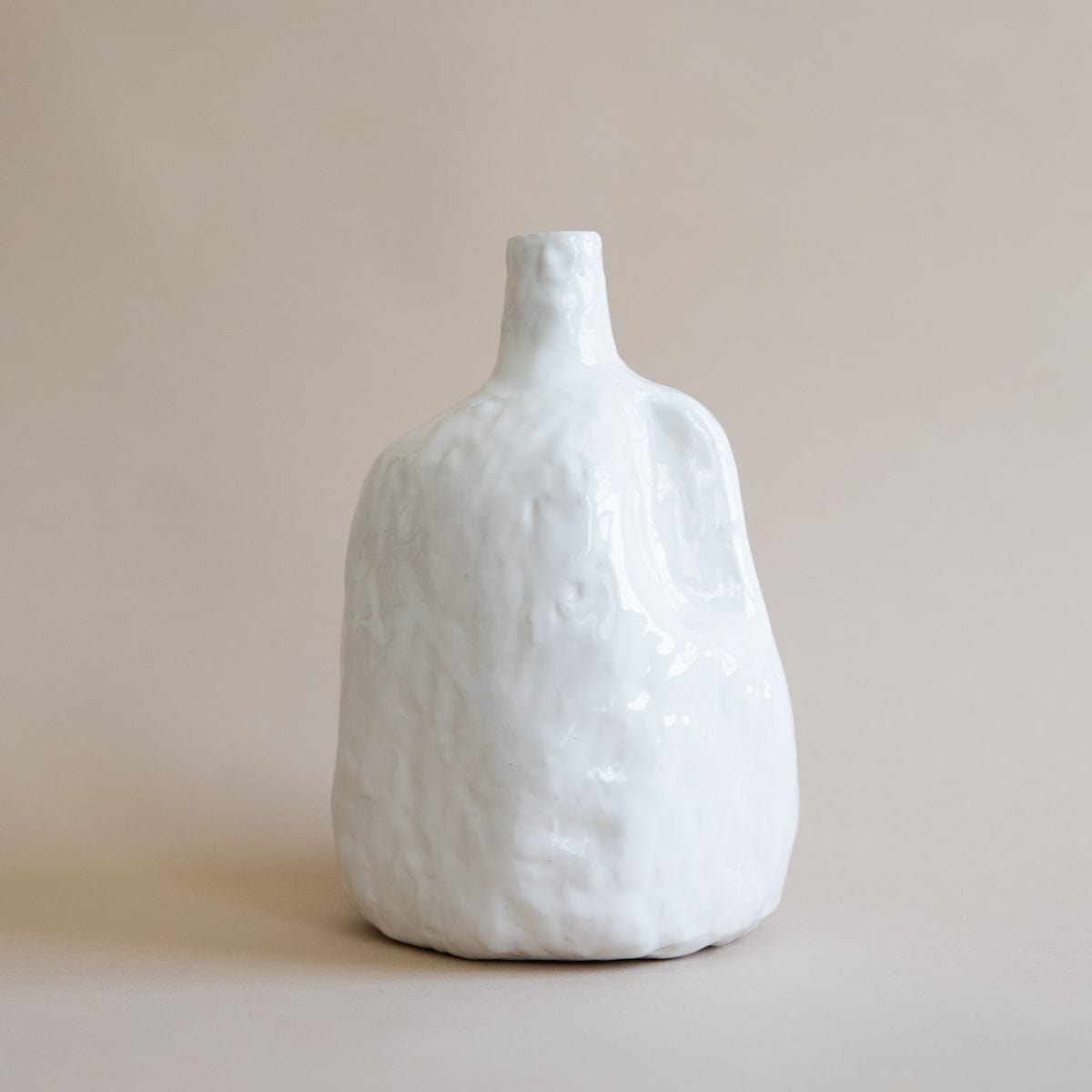 Atelier Lips Statement Small Jug Vase in White