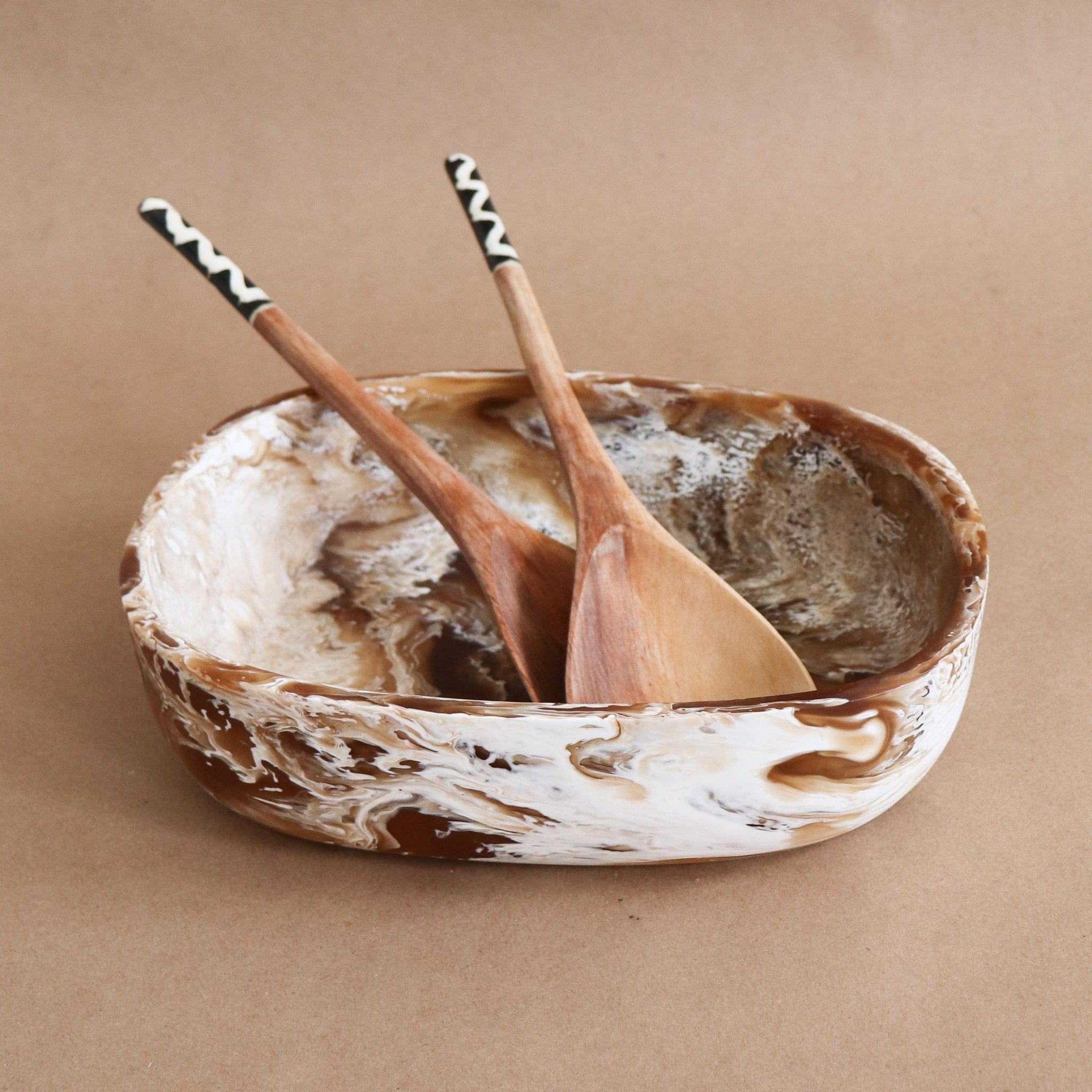 Atlawa Serveware Sand / Oval Tierra Salad Bowl