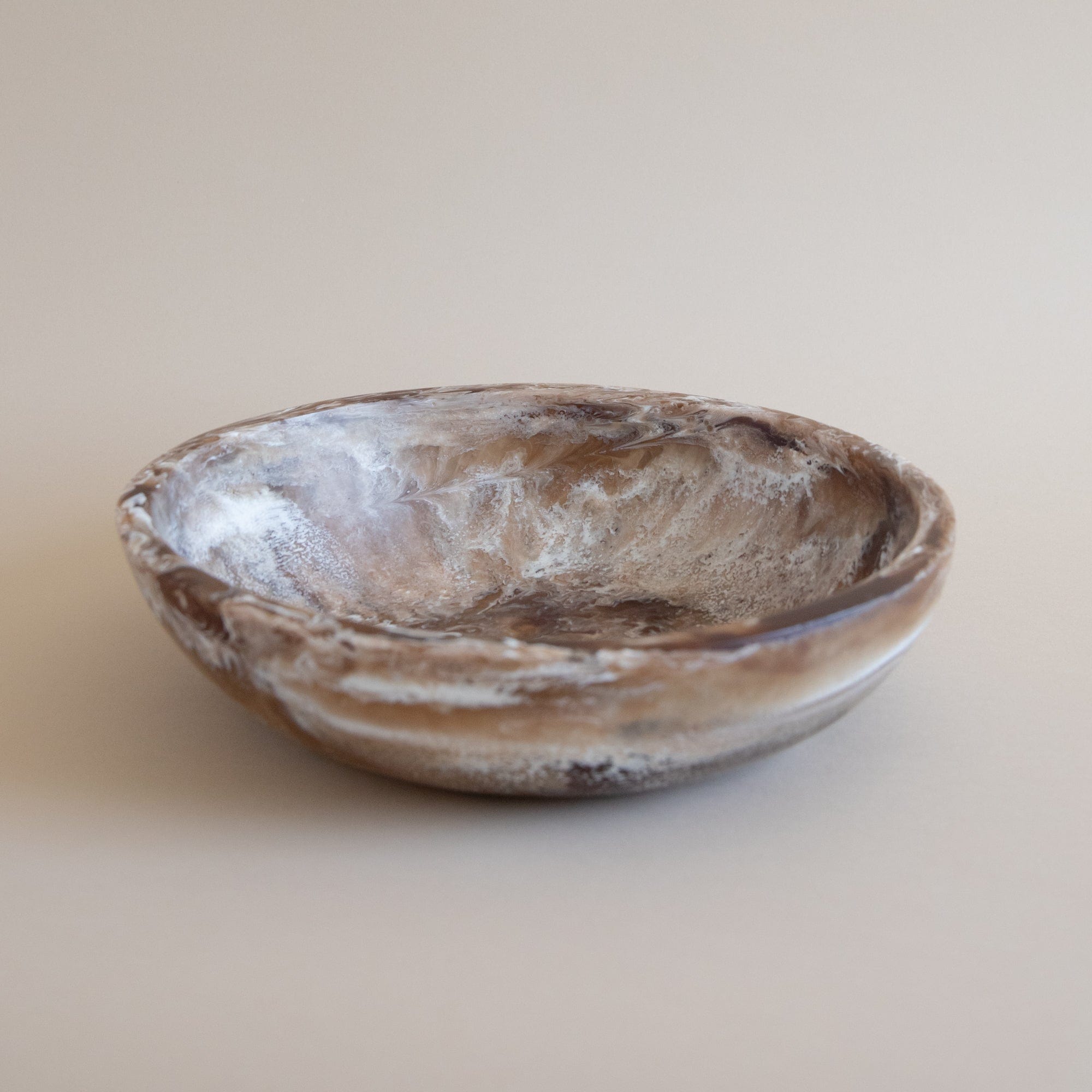 Tierra Salad Bowl in Round