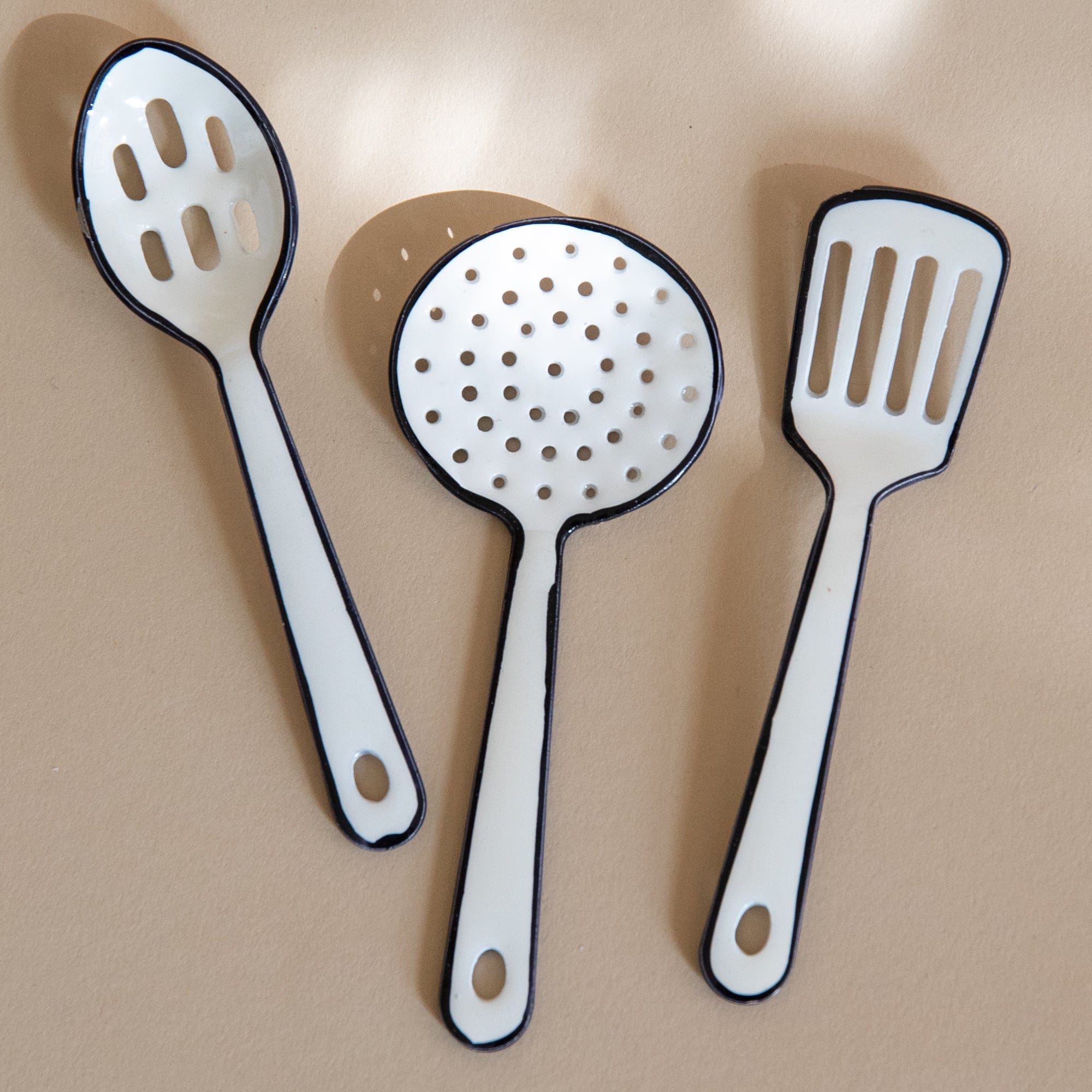 BE HOME Cooking + Utensils Mini Skimmer in Enamel