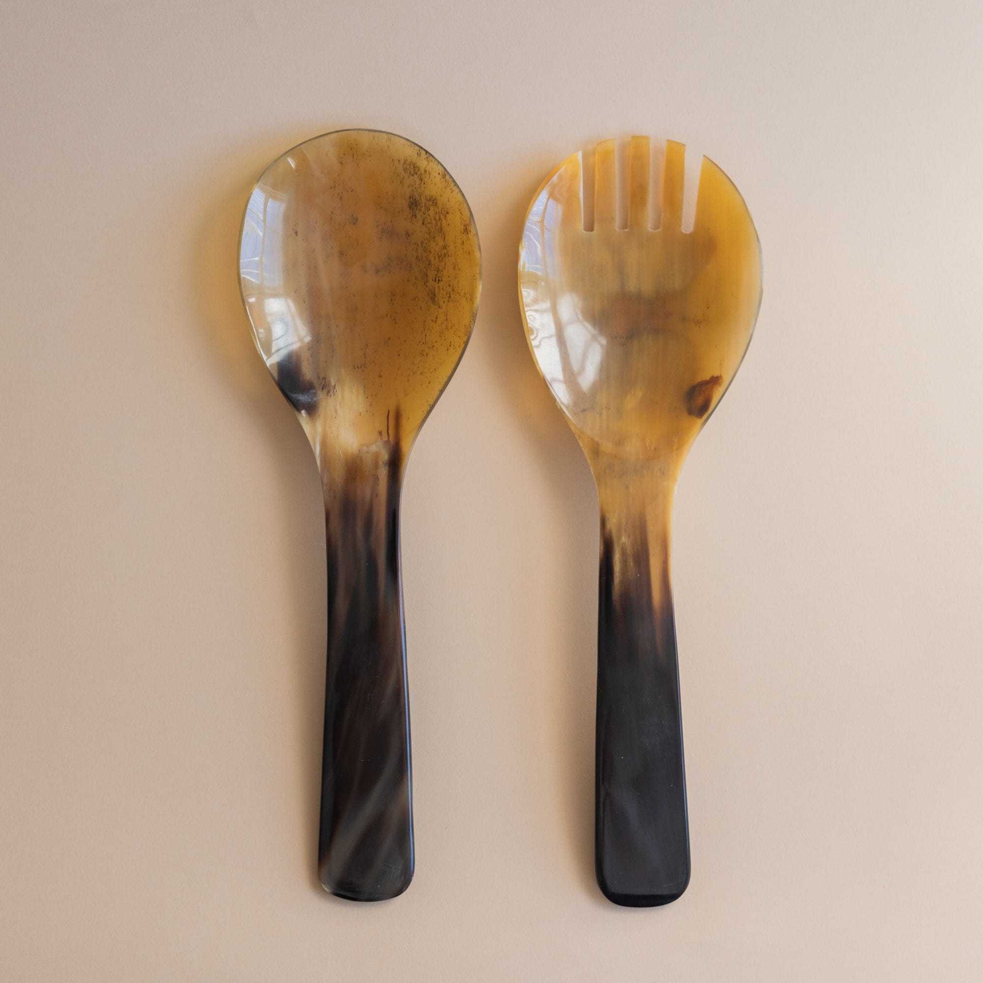 Salad Servers in Horn