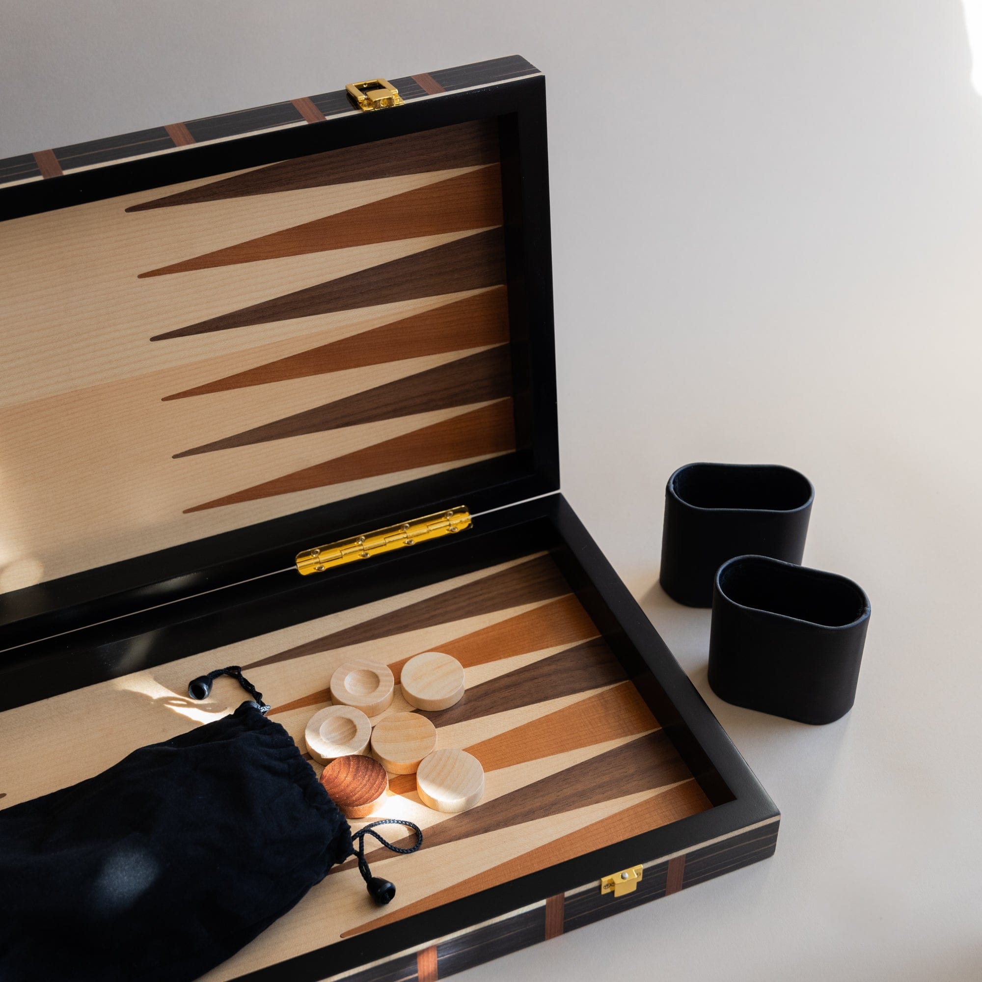 BeyBerk International Games Backgammon Set in 21"