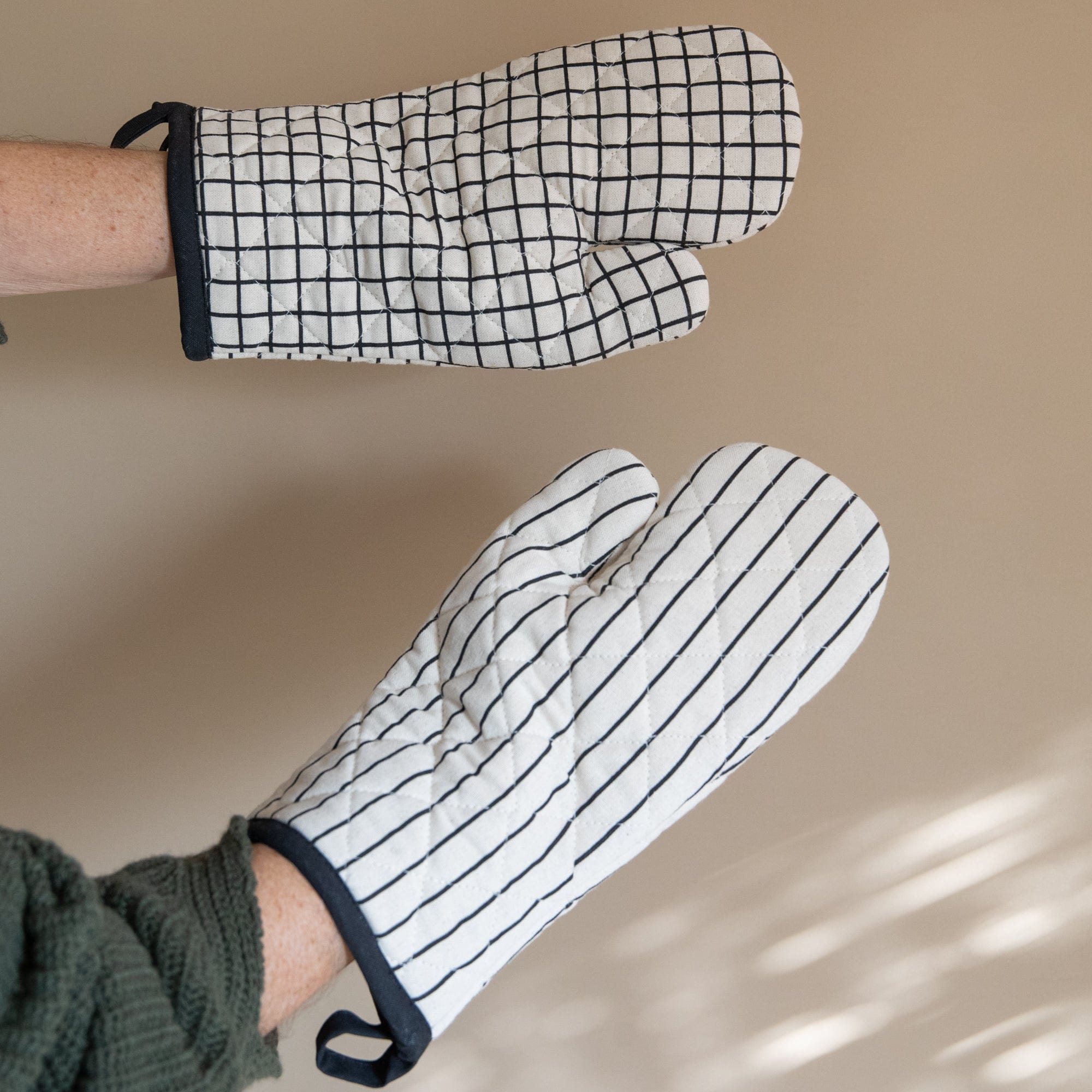 BIDK Home Cooking + Utensils Oven Mitt