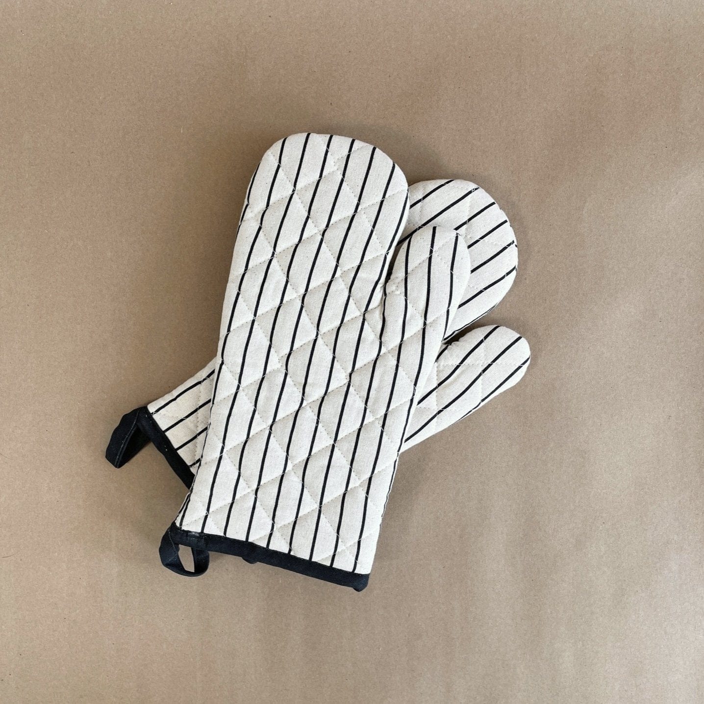 BIDK Home Cooking + Utensils Stripe Oven Mitt