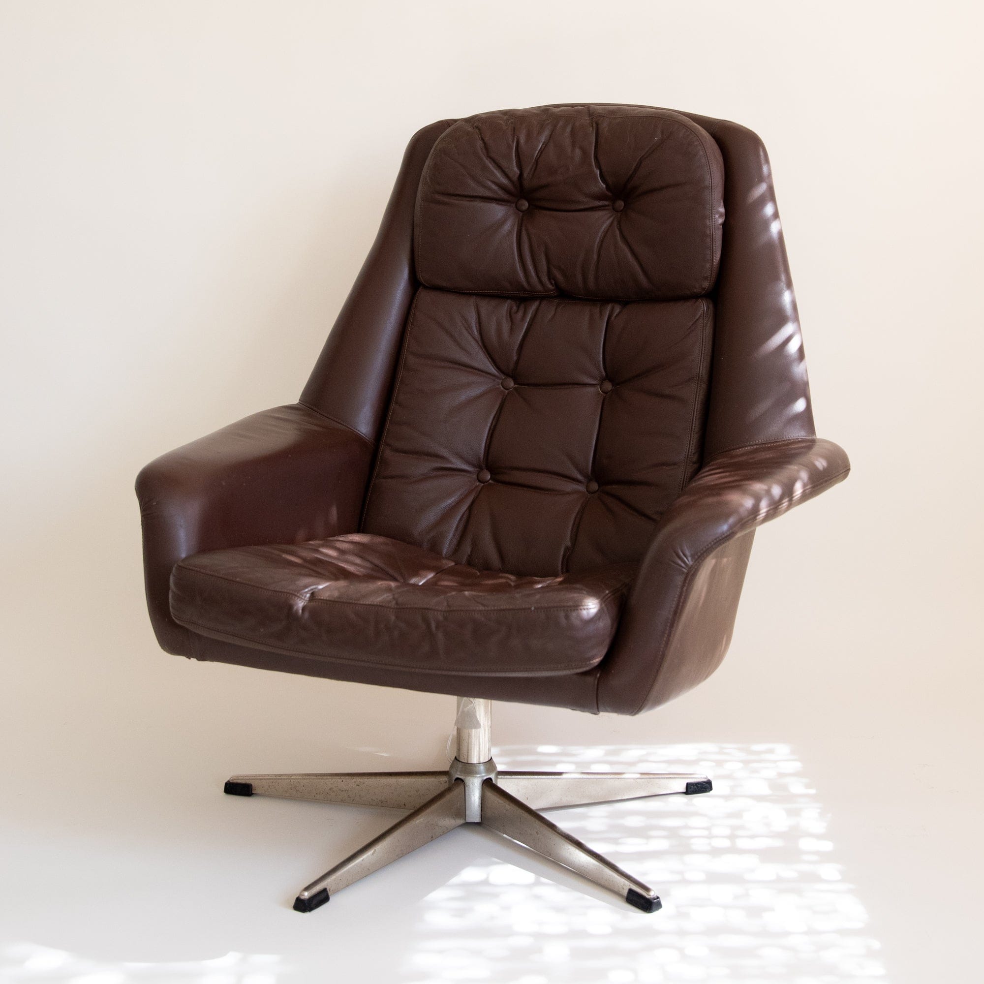 +COOP Vintage Seating H. W. Klein For Bramin Leather Swivel Chair