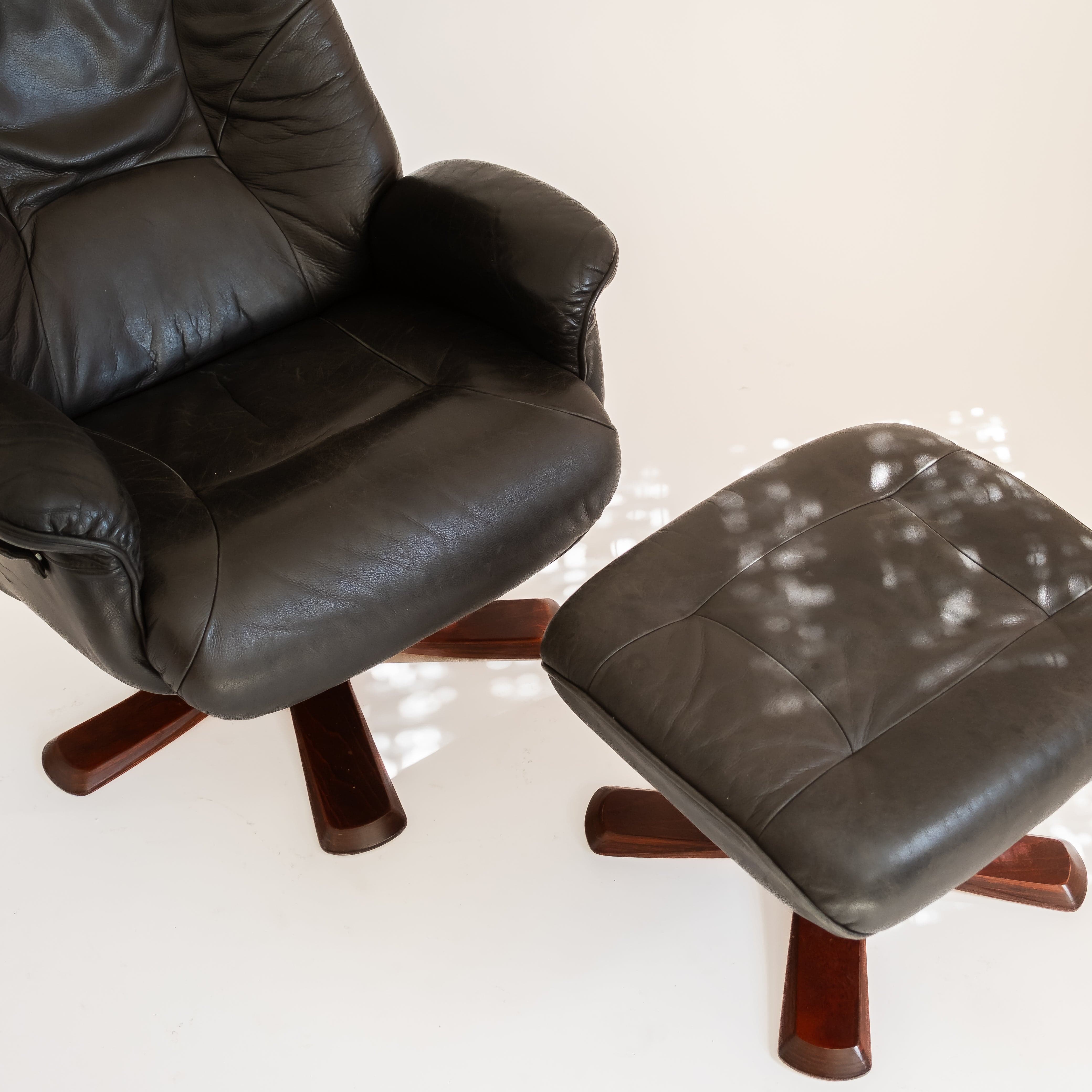 +COOP Vintage Seating Pair of 1970s Leather Swivel Chairs with Ottomans