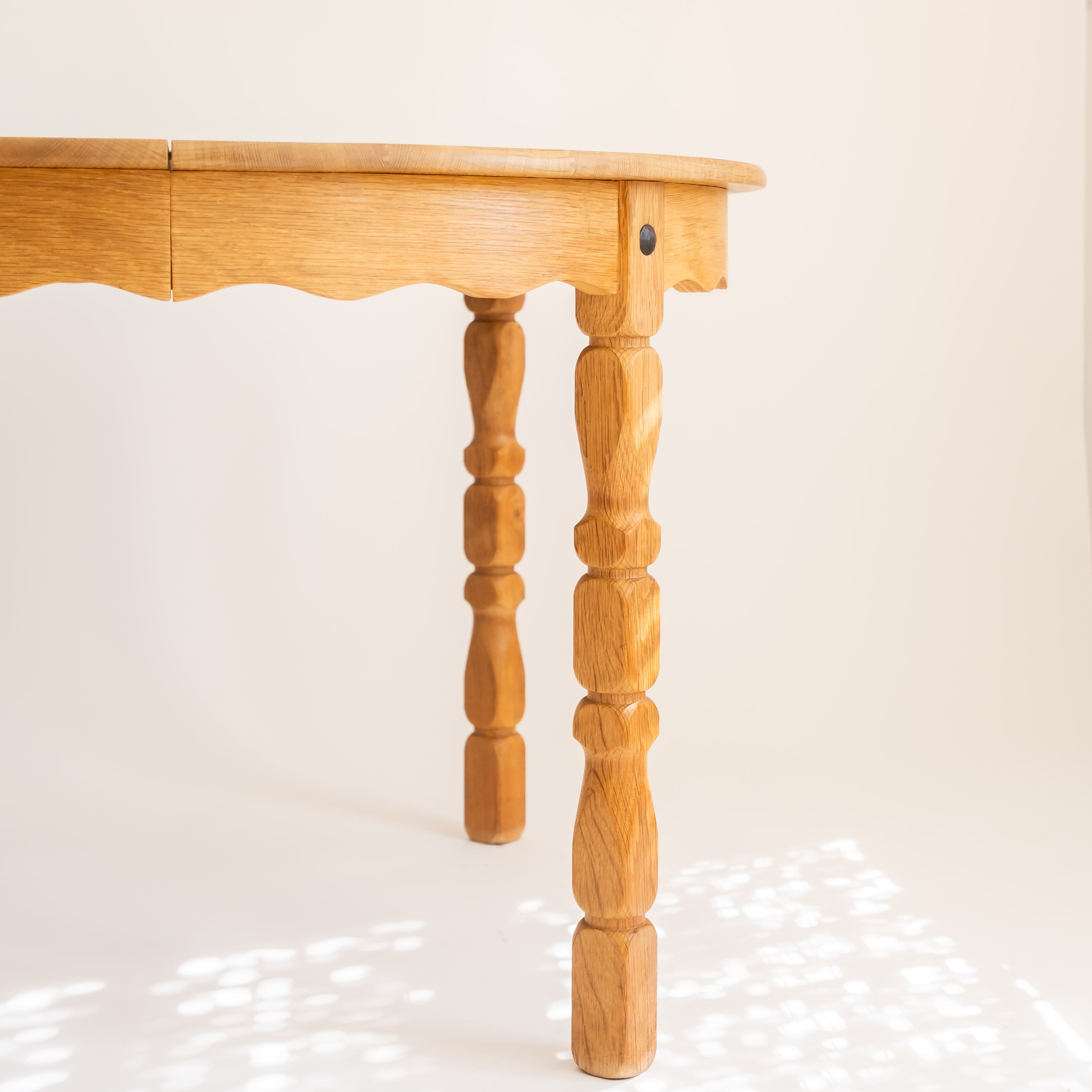 +COOP Vintage Tables Vintage Oak Dining Table with Sculpted Legs