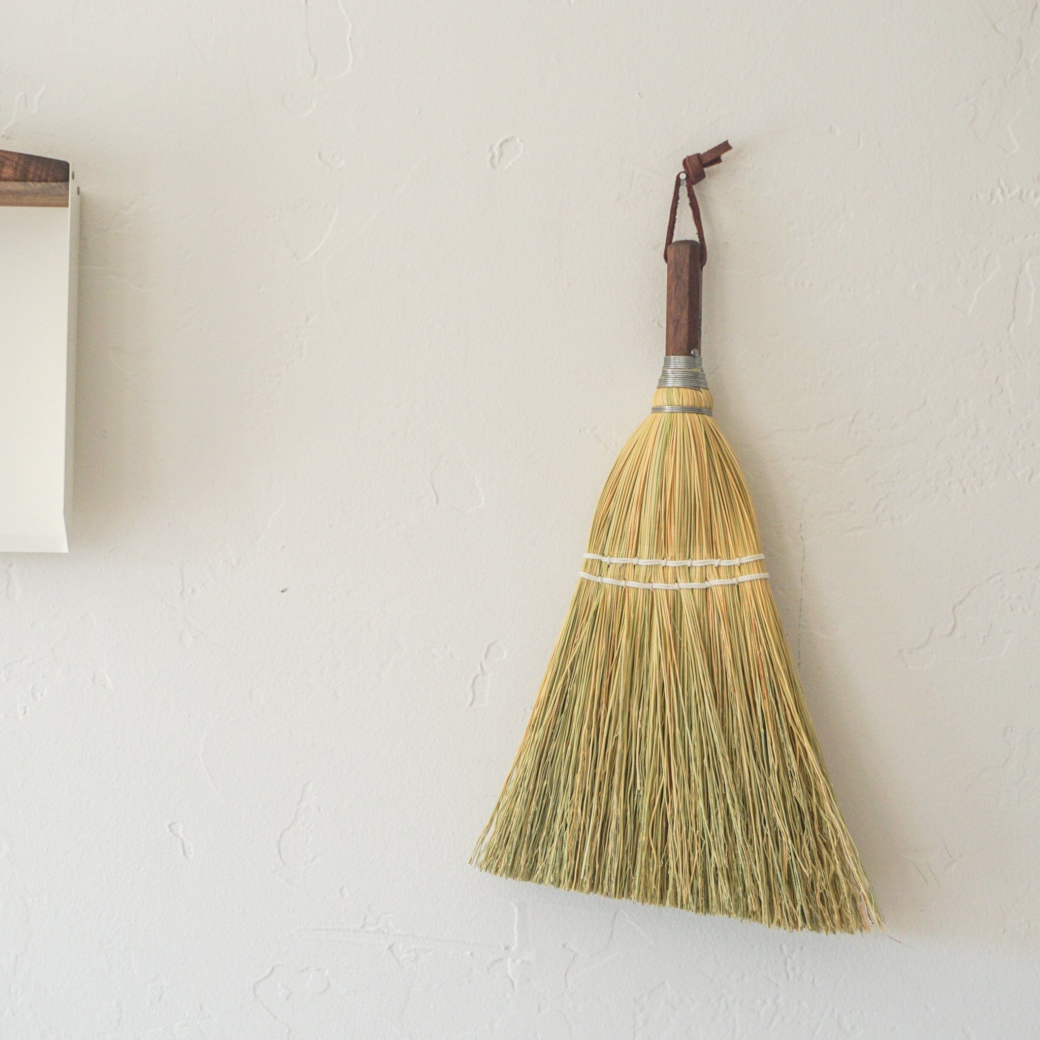 Dustpan Set in Walnut - +COOP