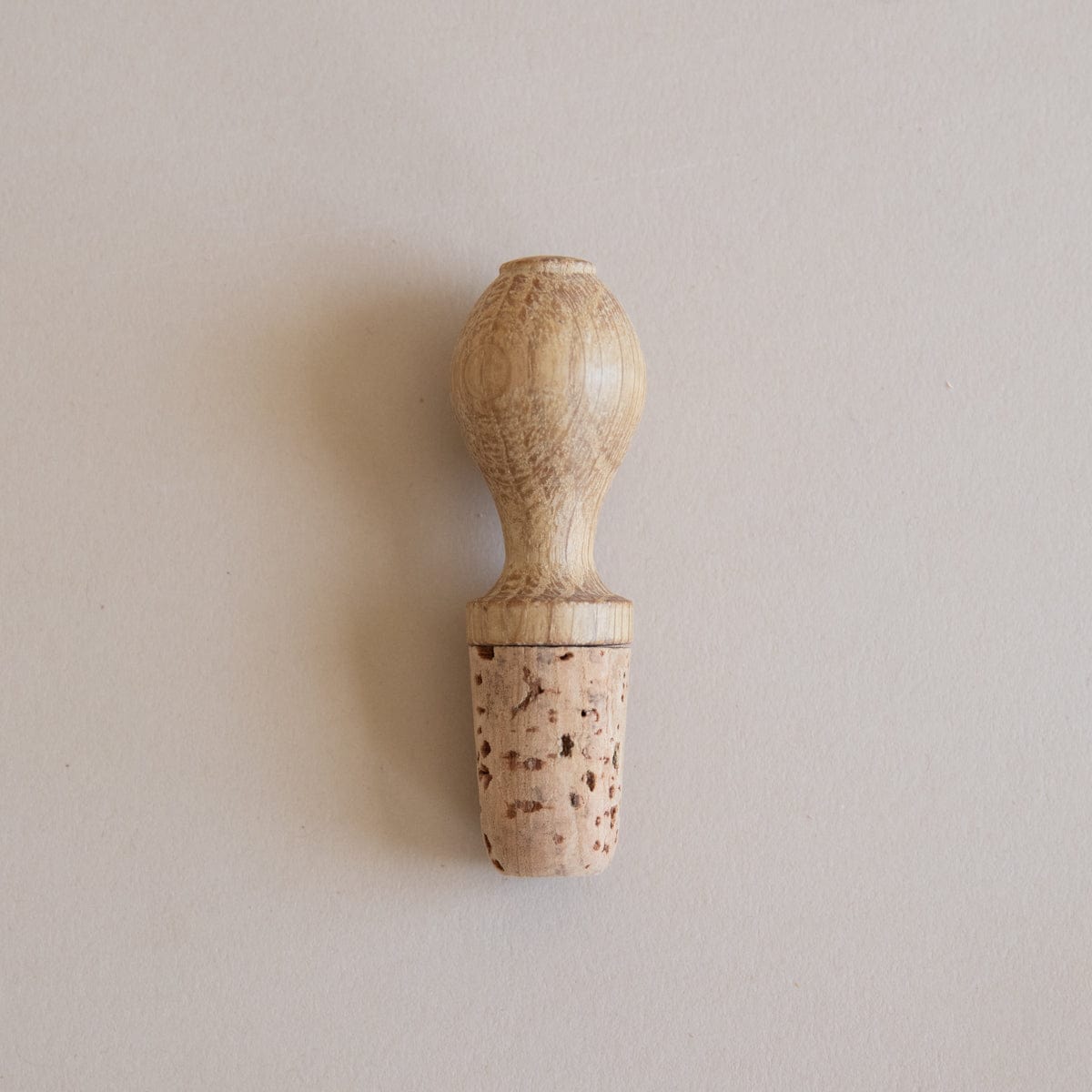 Earth & Nest Barware Oak Wine Stopper