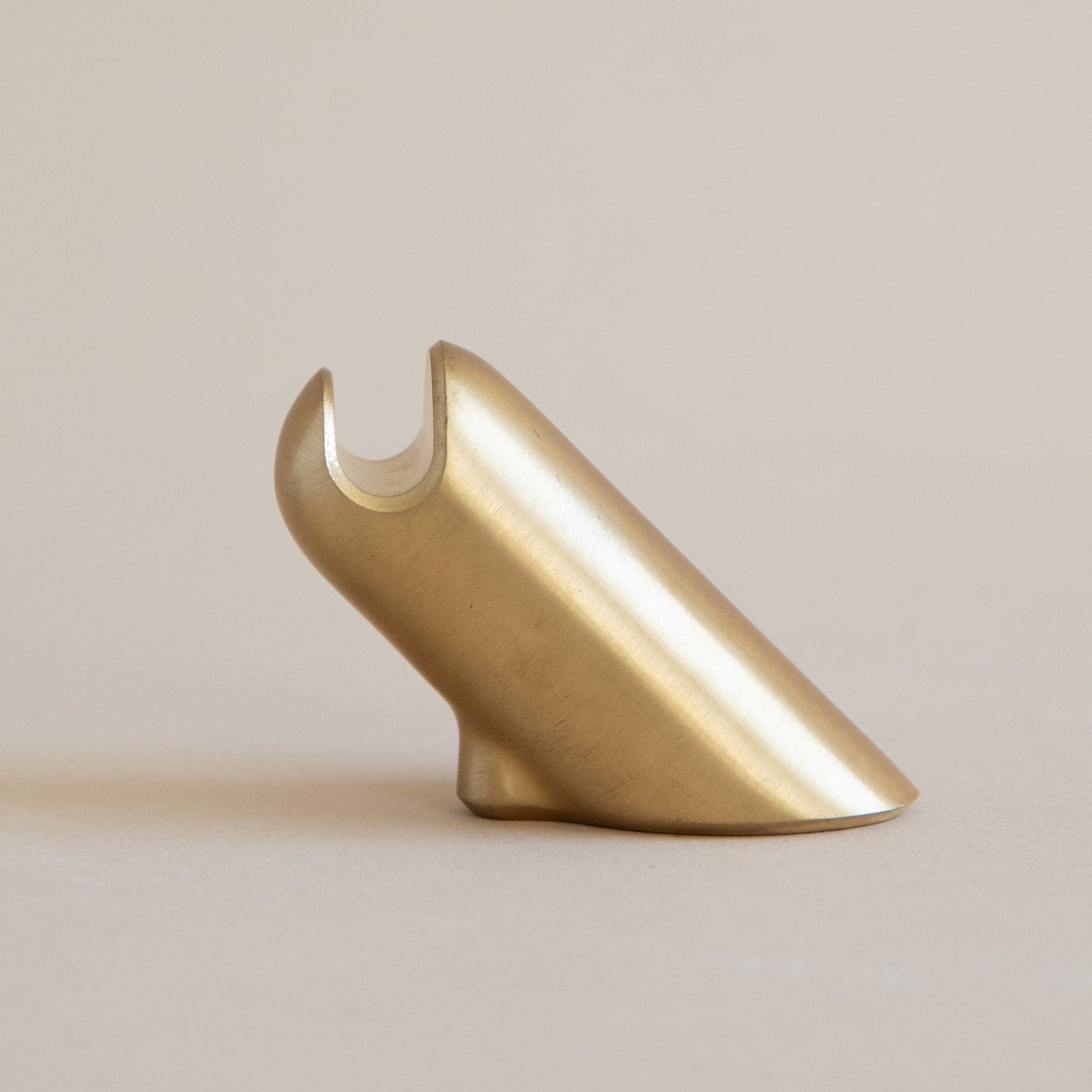 Eyewear Stand in Brass - +COOP