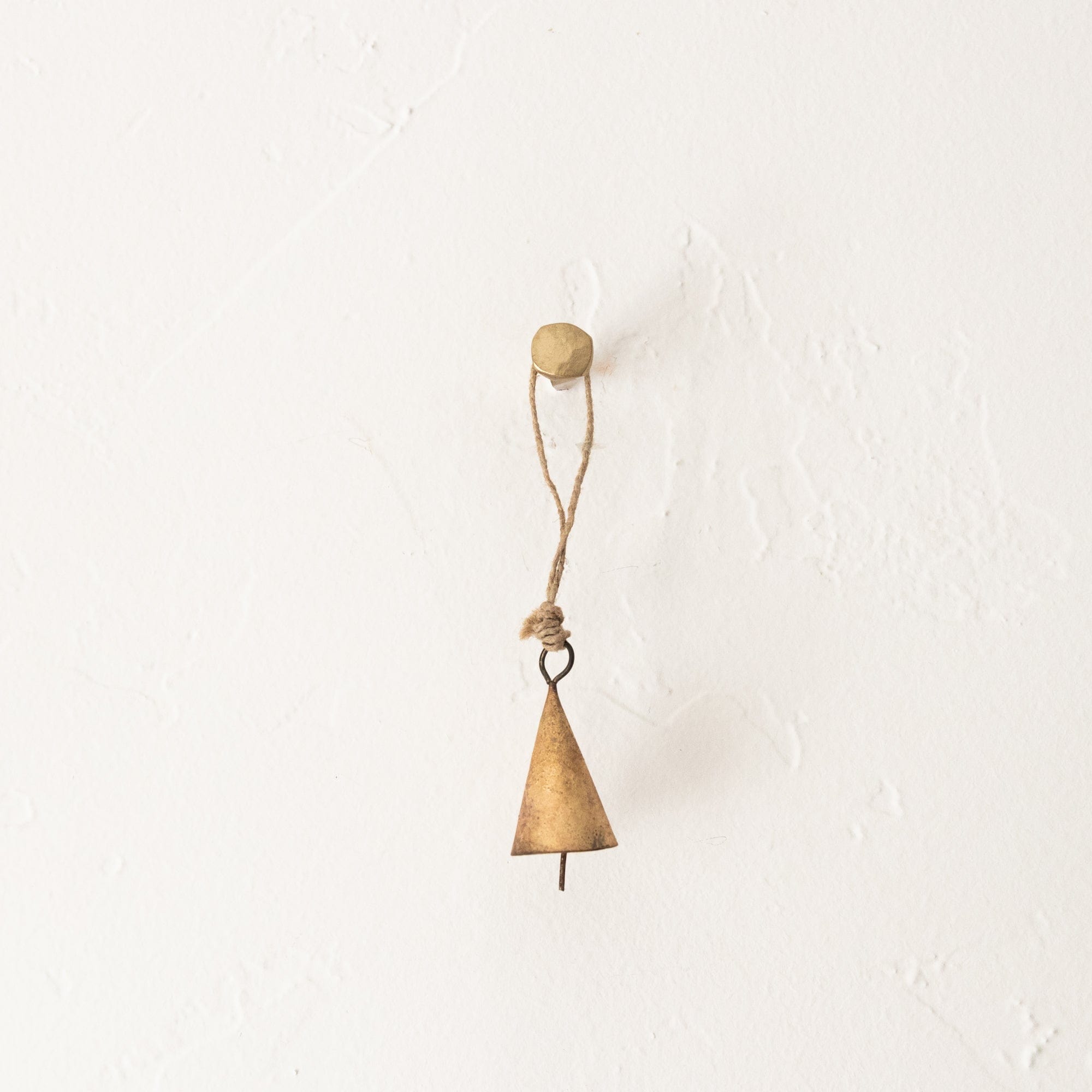 FOG LINEN Seasonal Iron Pointed Bell Ornament