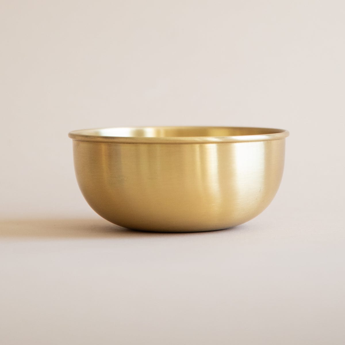 FOG LINEN Trays + Catchalls Medium Brass Bowls