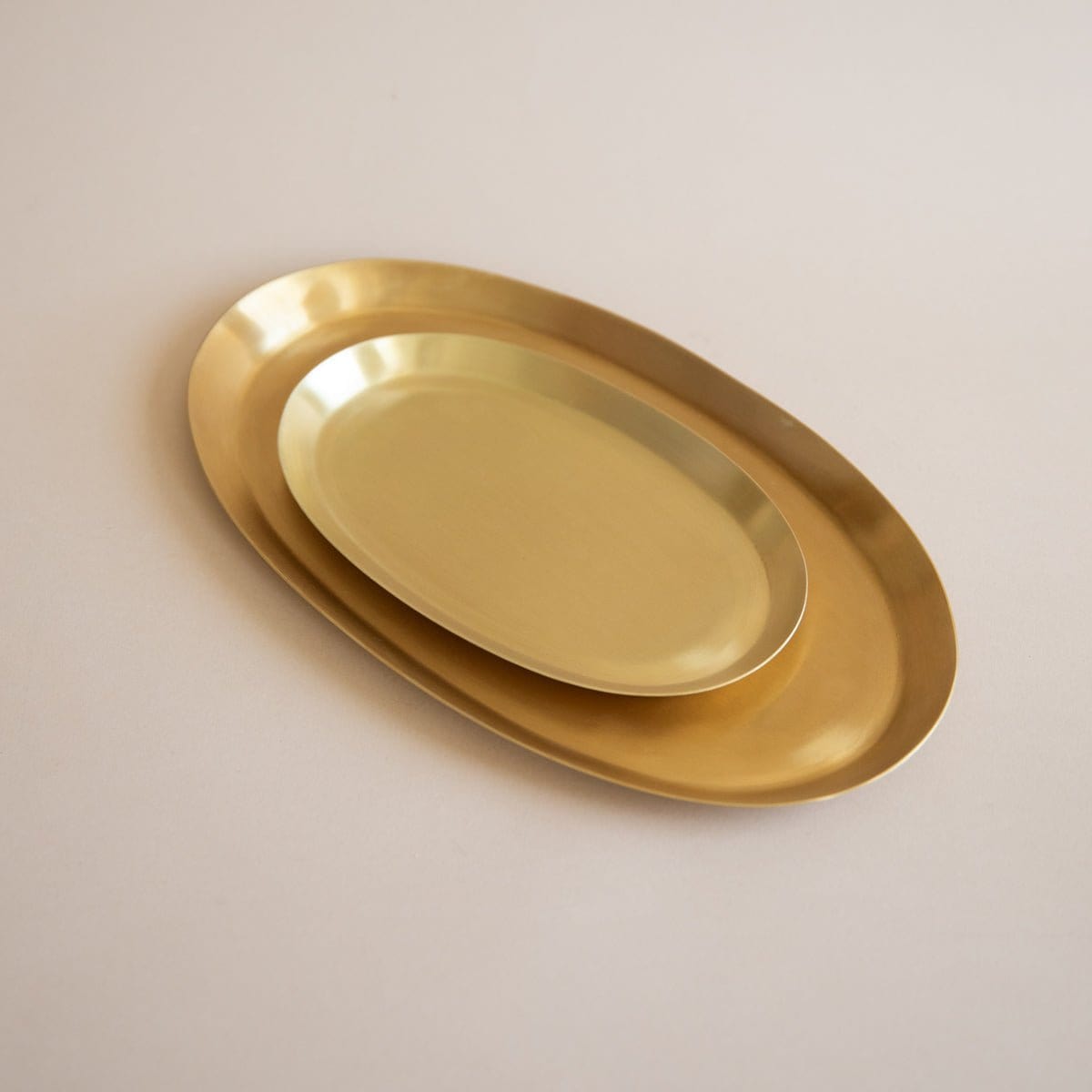 FOG LINEN Trays + Catchalls Oval Tray in Brass