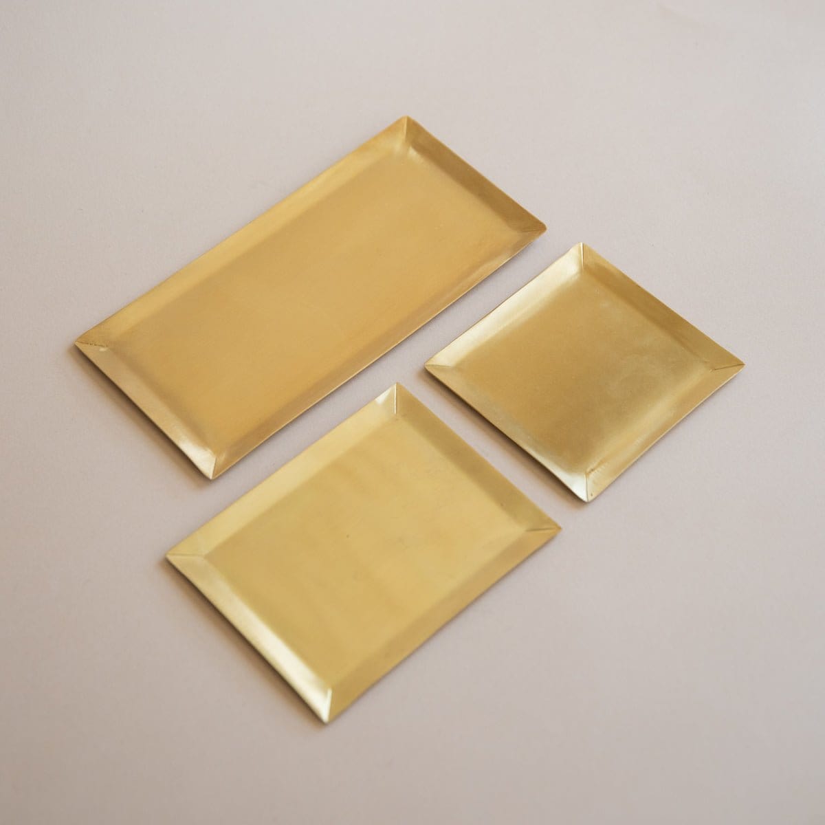 FOG LINEN Trays + Catchalls Rectangle Plates in Brass