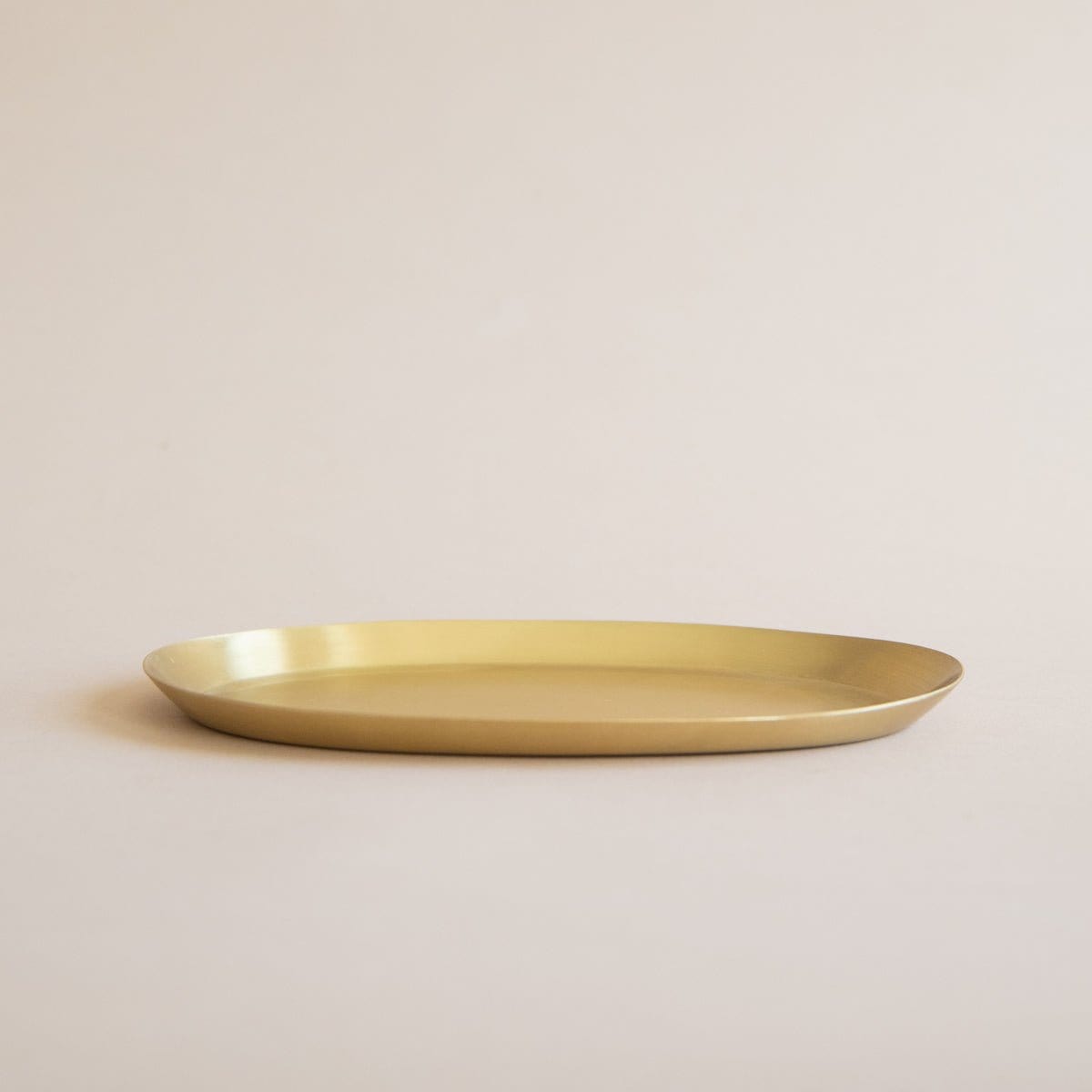 FOG LINEN Trays + Catchalls Small Oval Tray in Brass