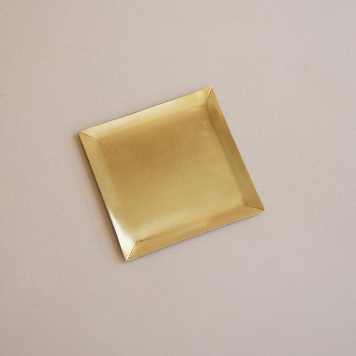 FOG LINEN Trays + Catchalls Square Plate in Brass