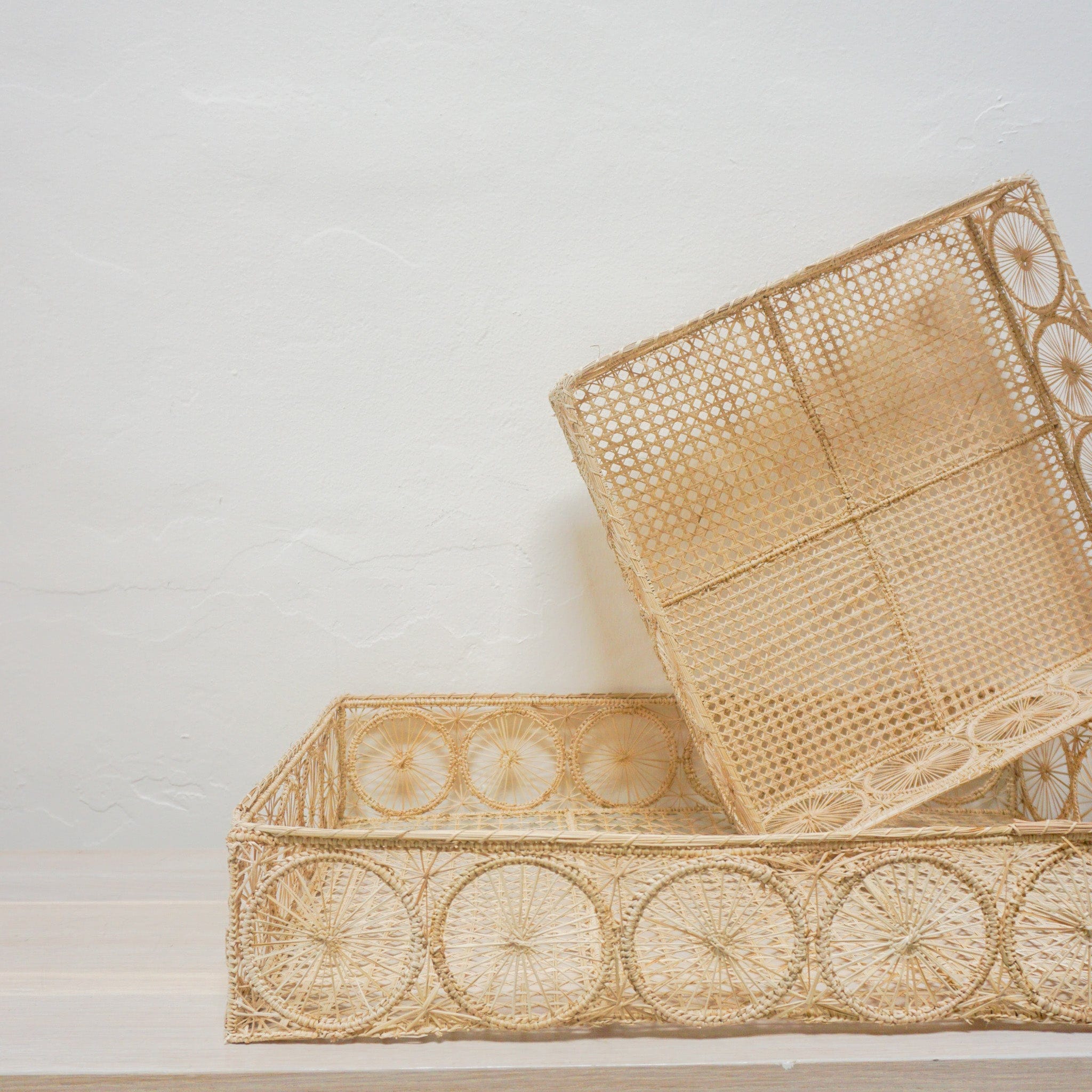 Guanabana Baskets Woven Tray Square