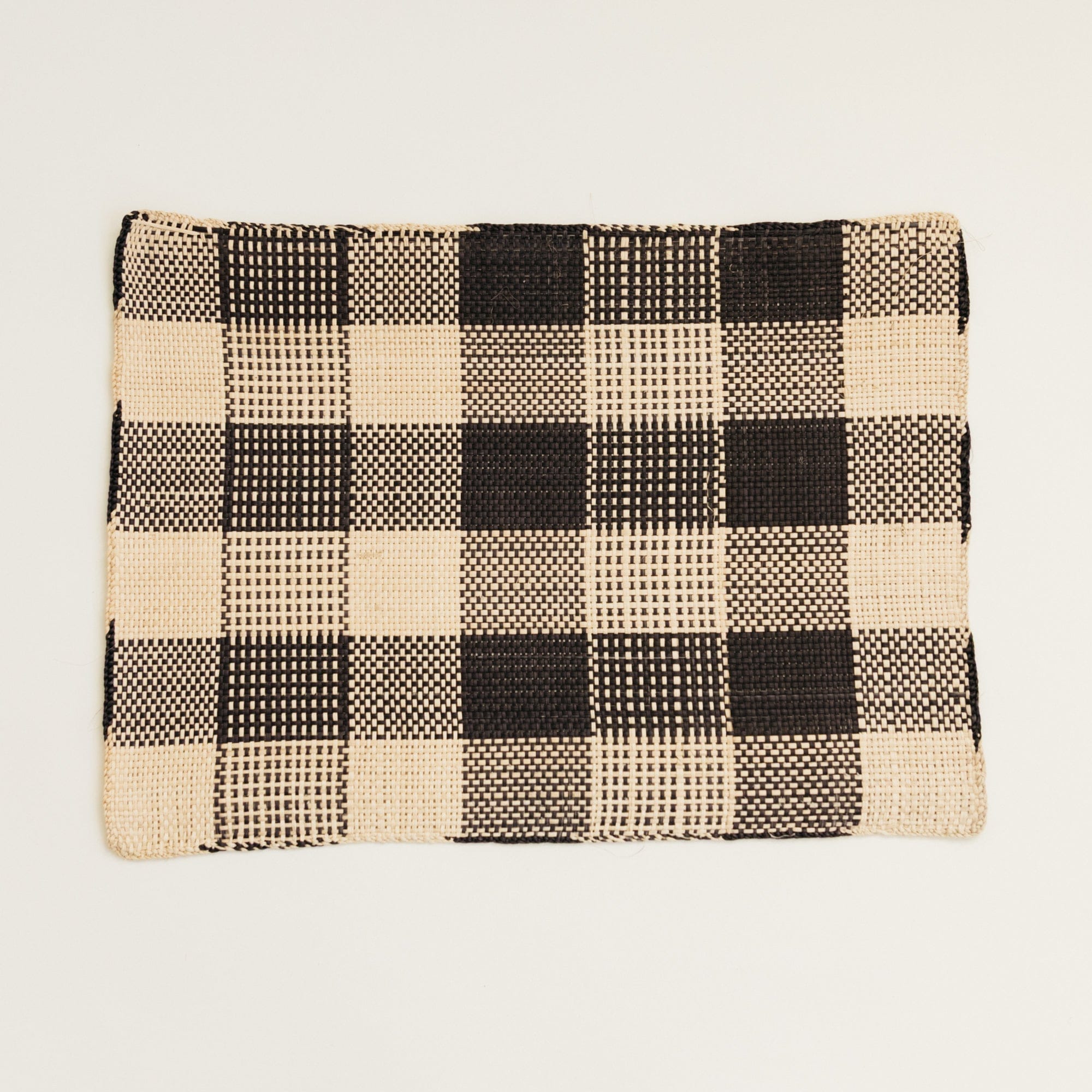 Guanabana Placemats Checkerboard Plaid Straw Placemat