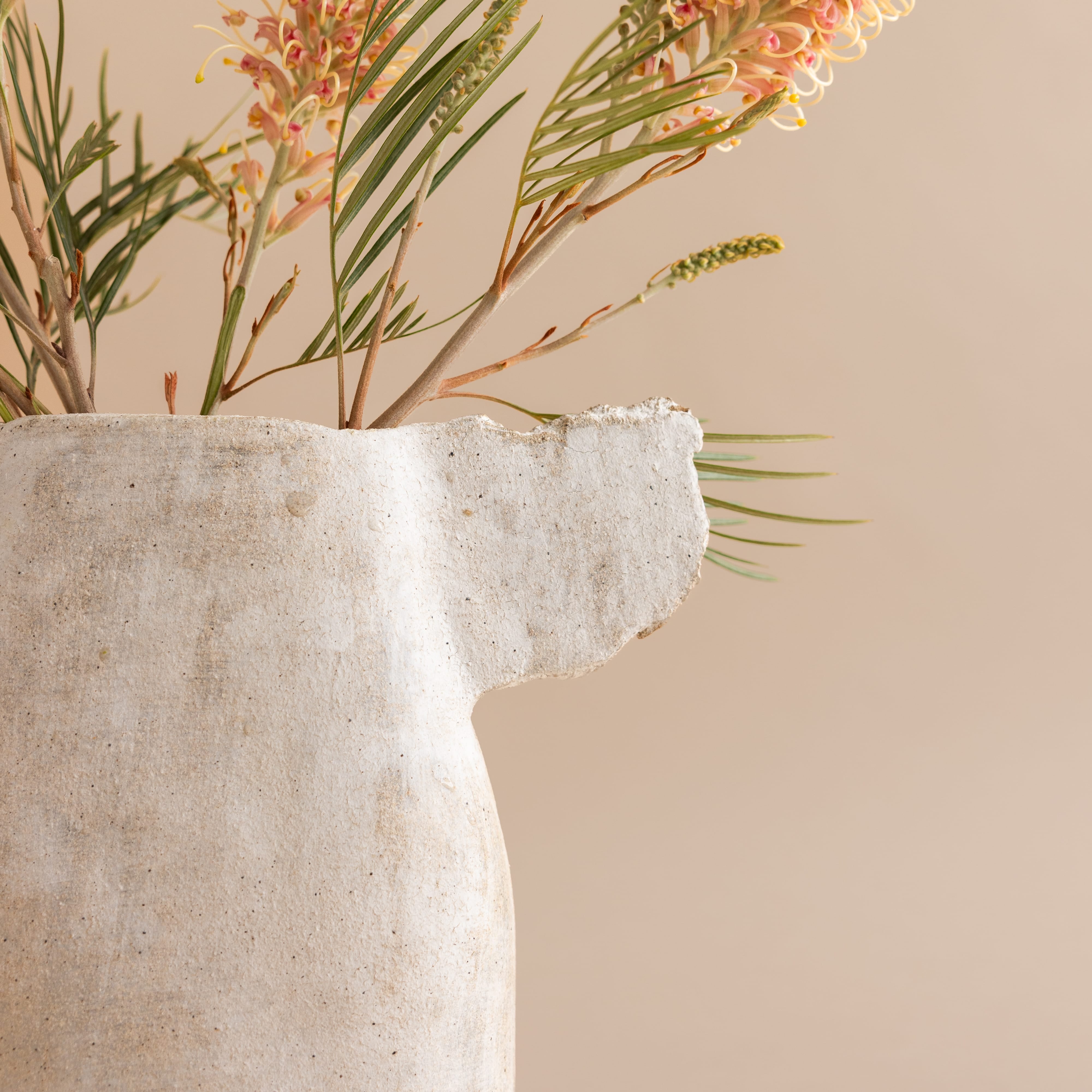 Heyja Do Statement Piece Vertical Vase III by Heyja Do